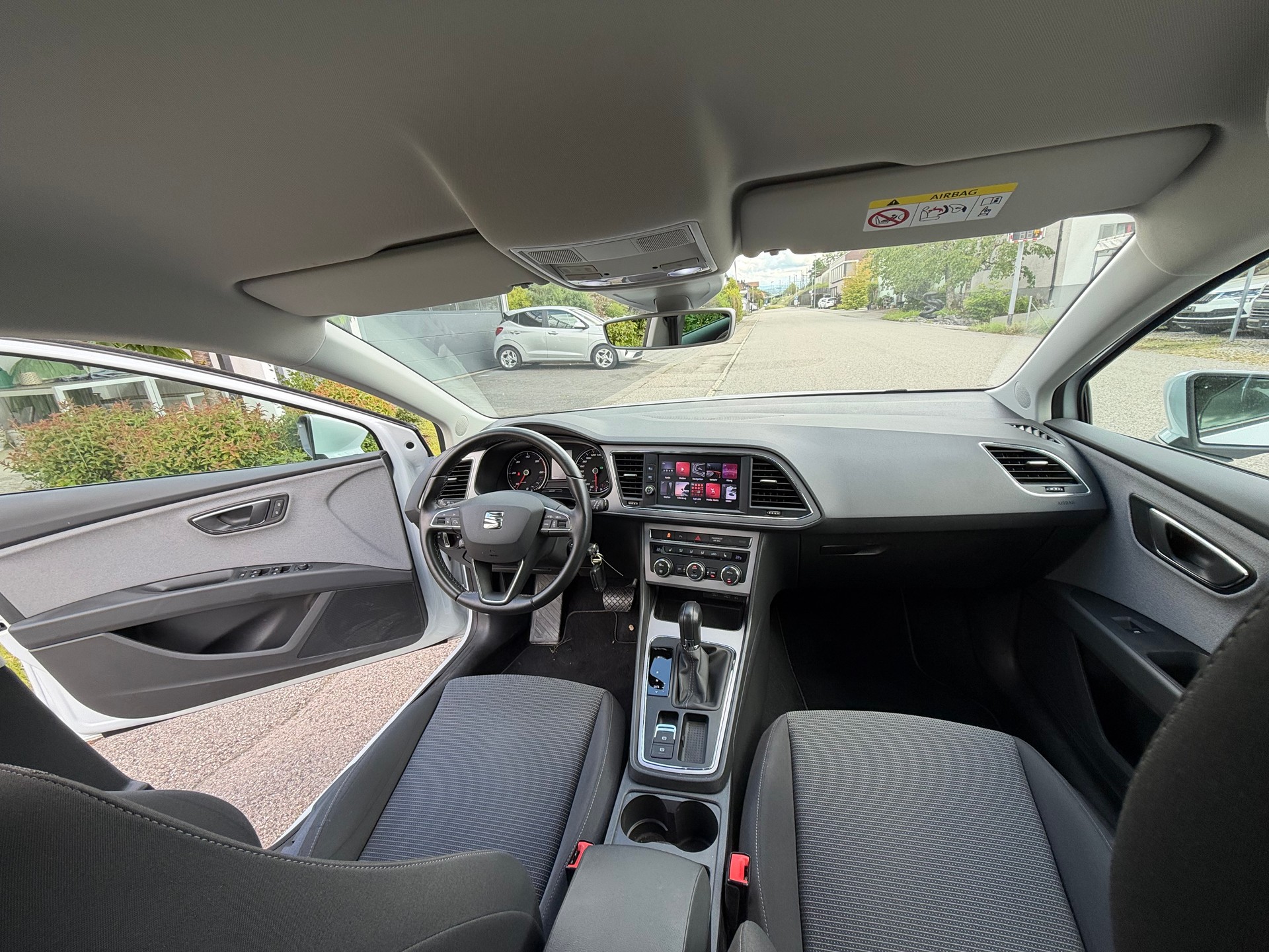 SEAT Leon ST 2.0 TDI CR Style 4Drive DSG-image-8