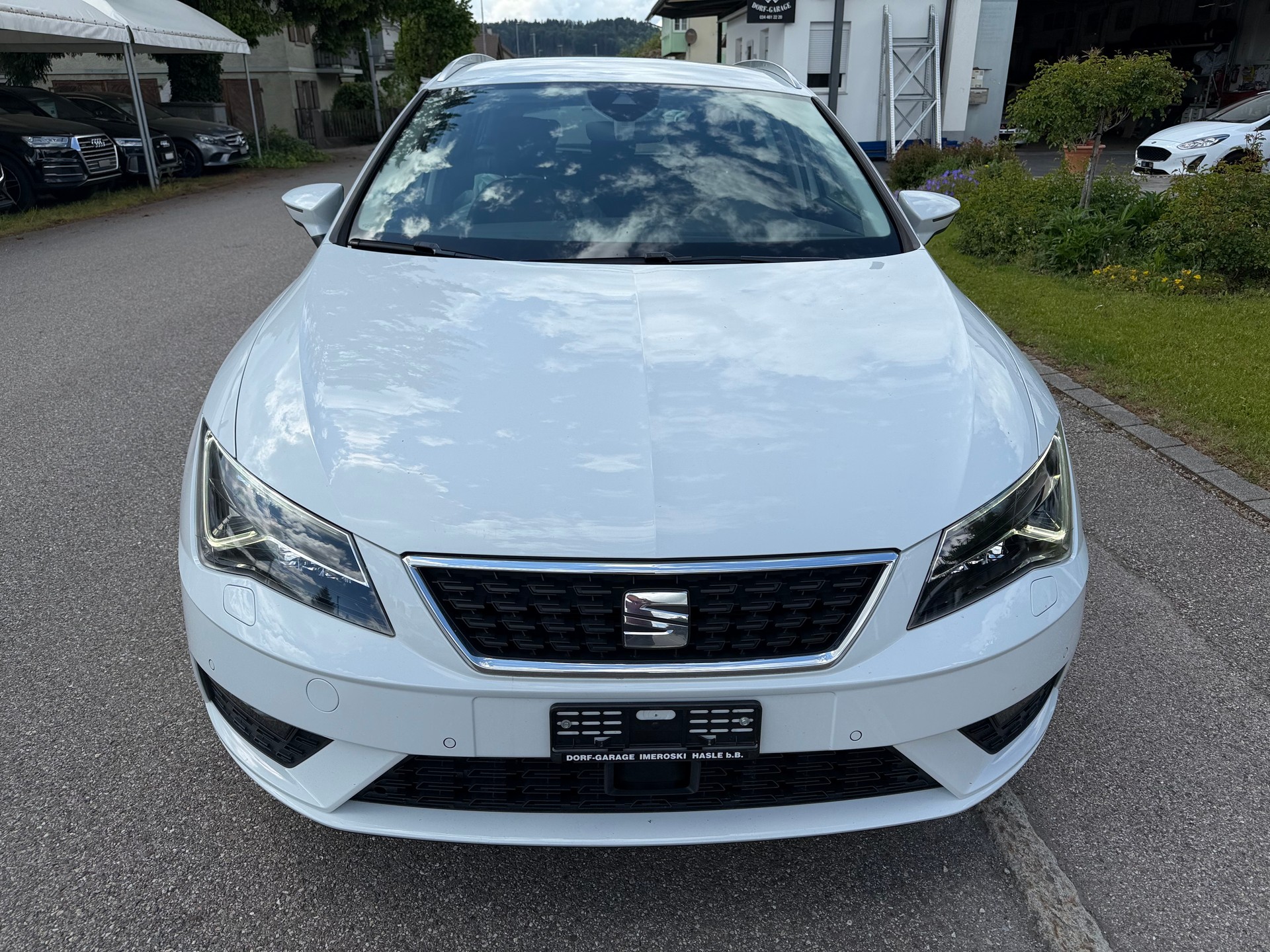 SEAT Leon ST 2.0 TDI CR Style 4Drive DSG-image-1