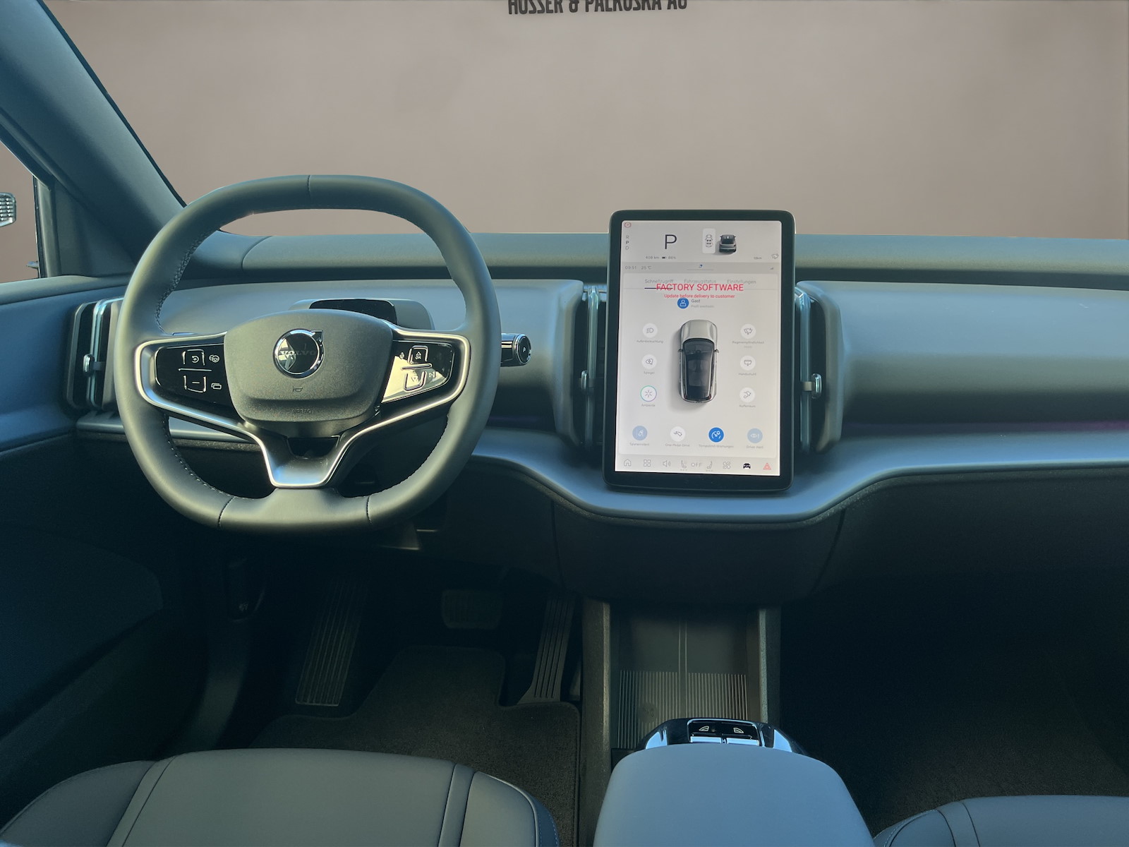 VOLVO EX 30 E60 Plus-image-12