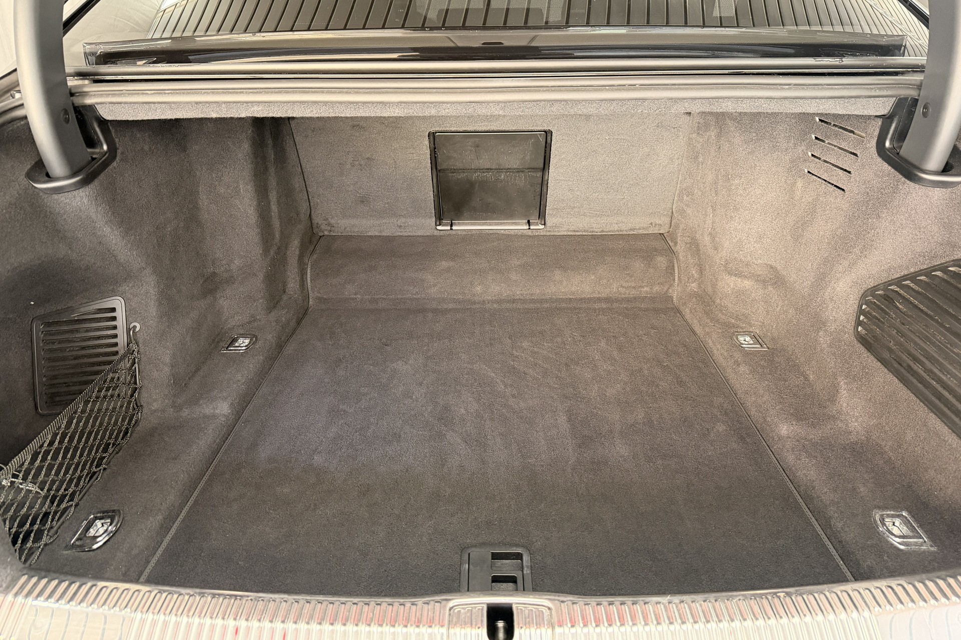 AUDI A8 50 L TDI quattro tiptronic-image-3