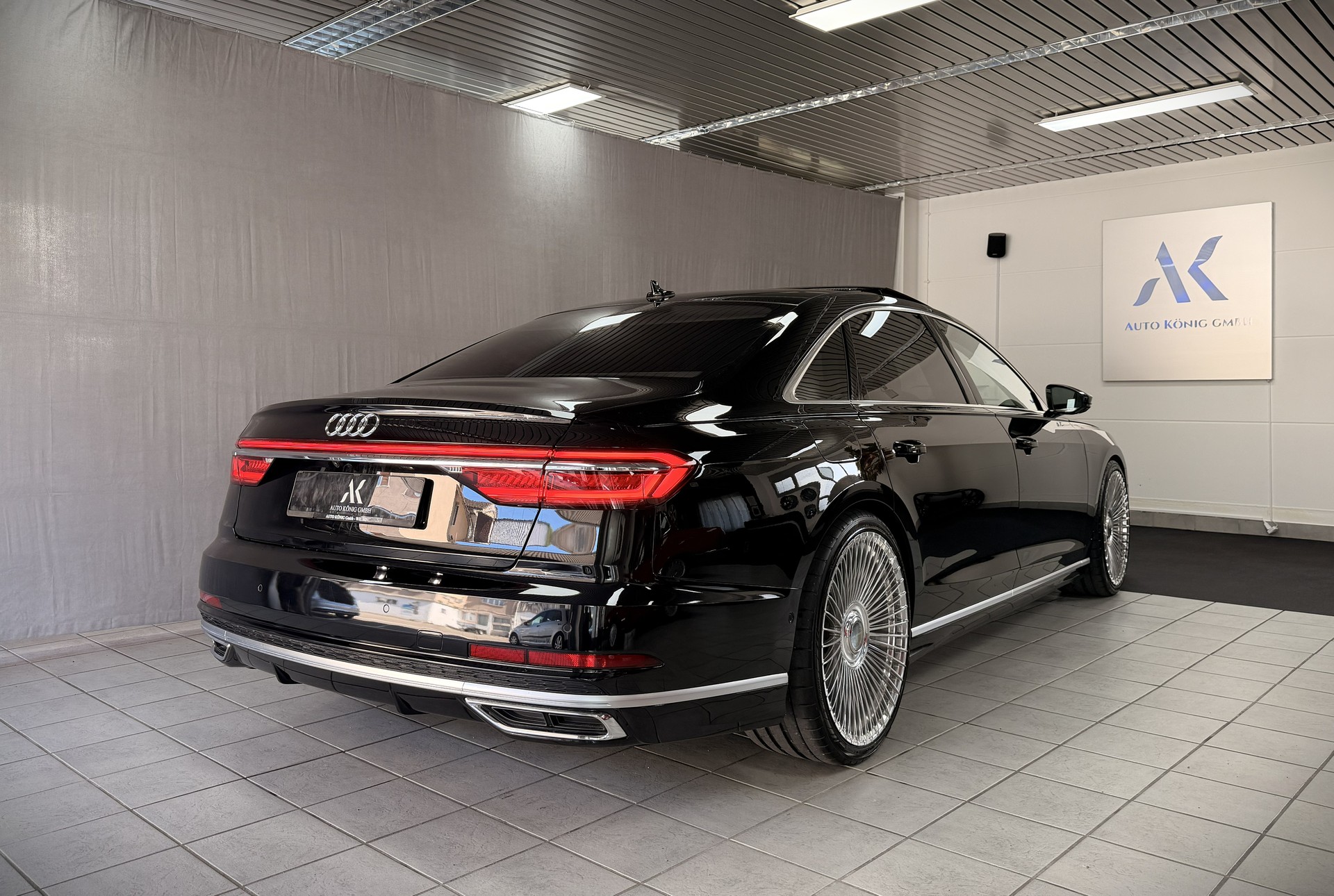 AUDI A8 50 L TDI quattro tiptronic-image-2
