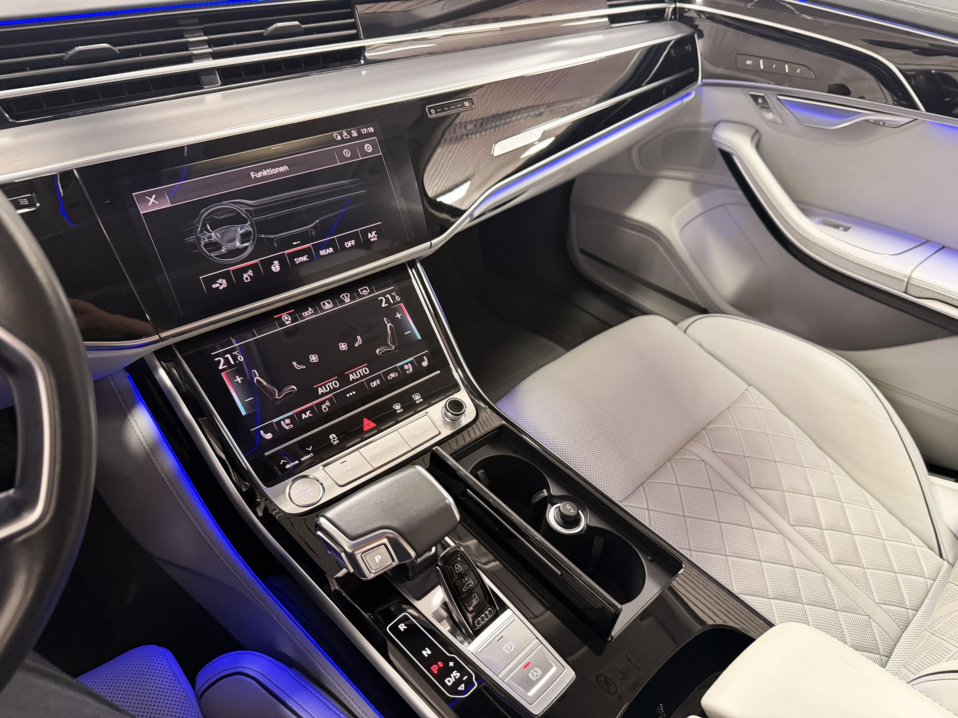 AUDI A8 50 L TDI quattro tiptronic-image-11