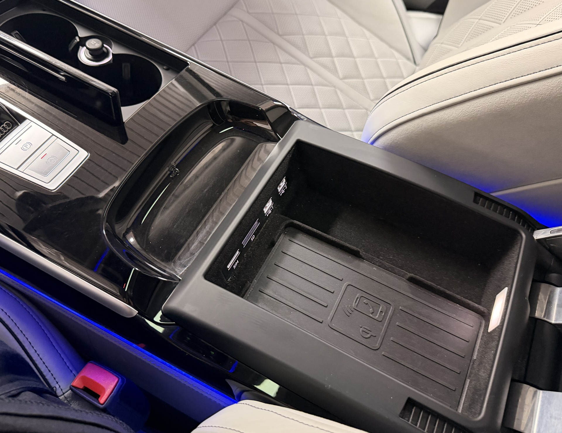 AUDI A8 50 L TDI quattro tiptronic-image-12