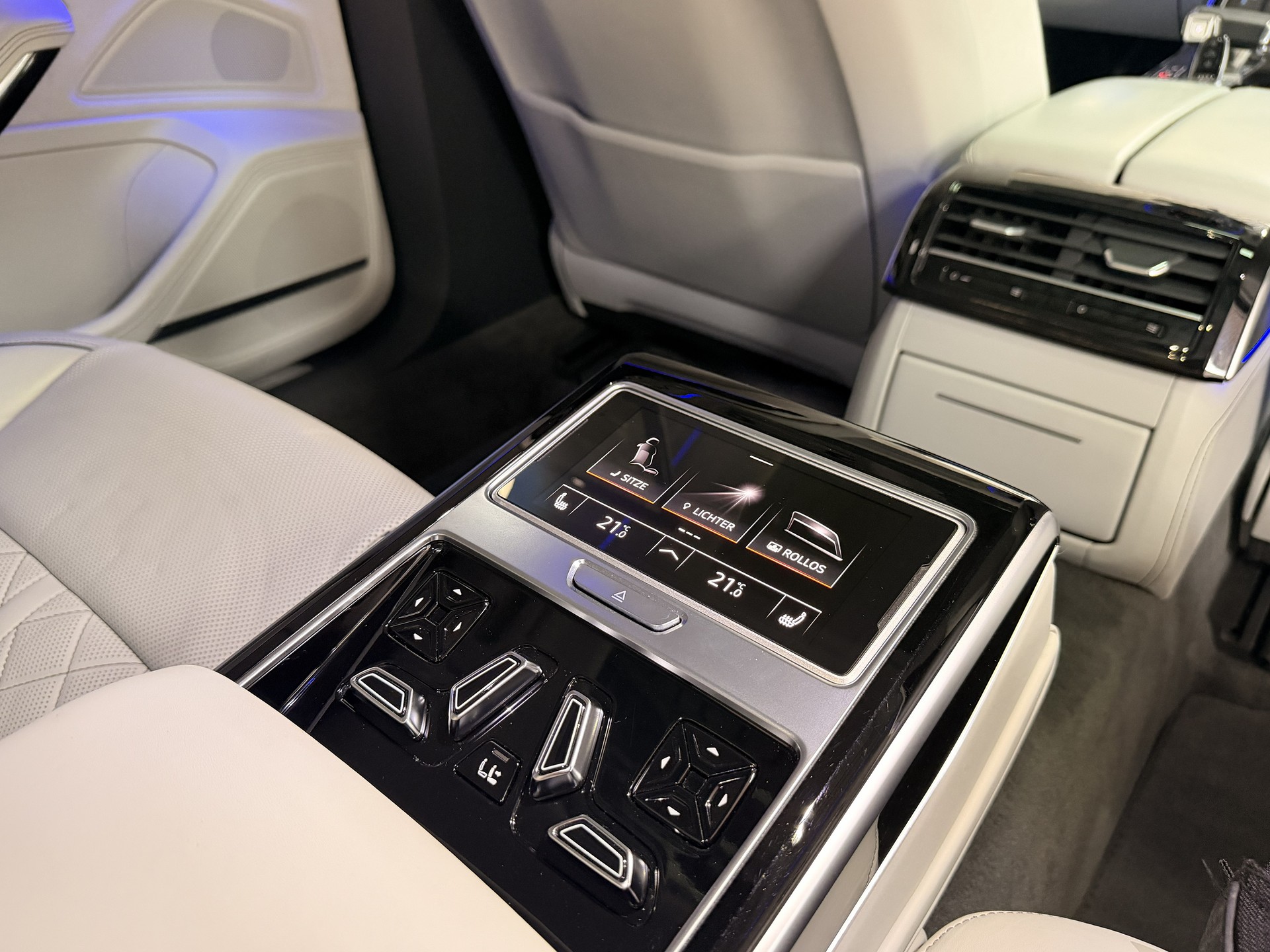 AUDI A8 50 L TDI quattro tiptronic-image-5