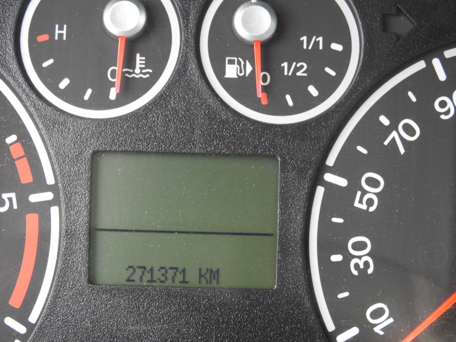 FORD Transit Connect Van T230 1.8 TDCi L Level 3-image-17