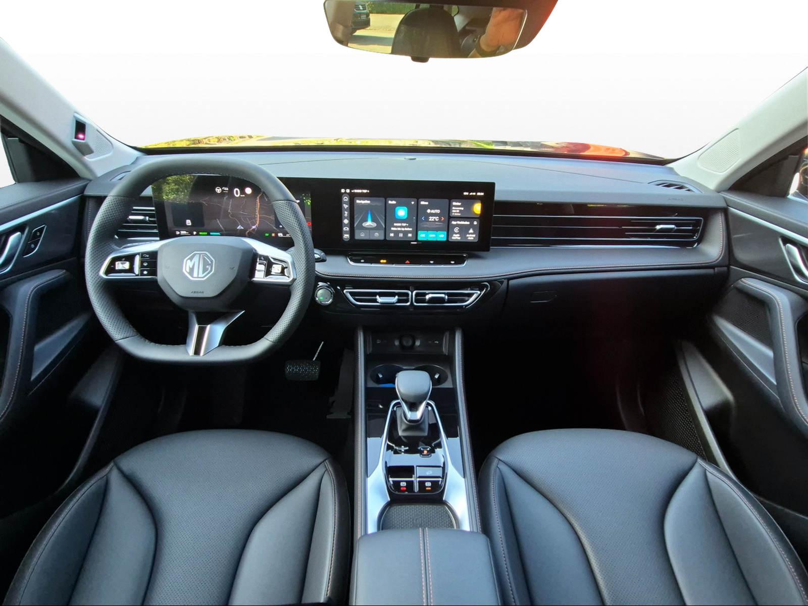 MG HS 1.5 Hybrid Luxury-image-9