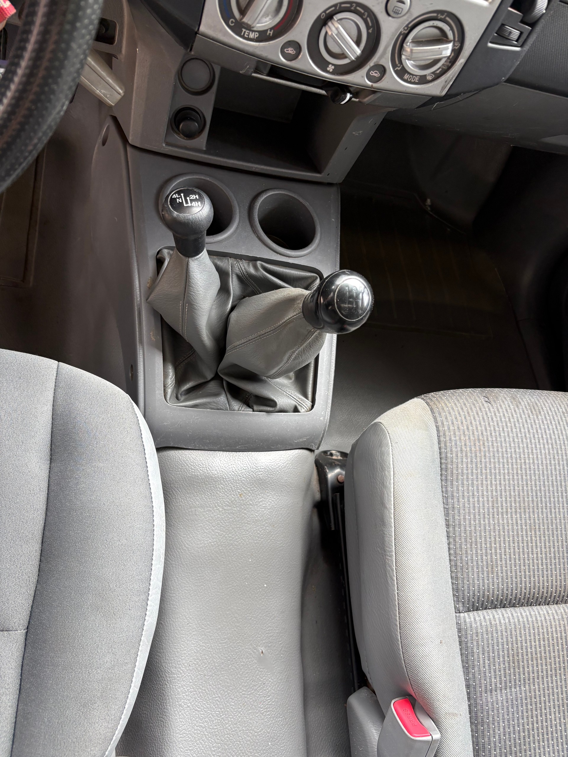 MAZDA BT-50 2.5 CD Storm 4x4-image-12