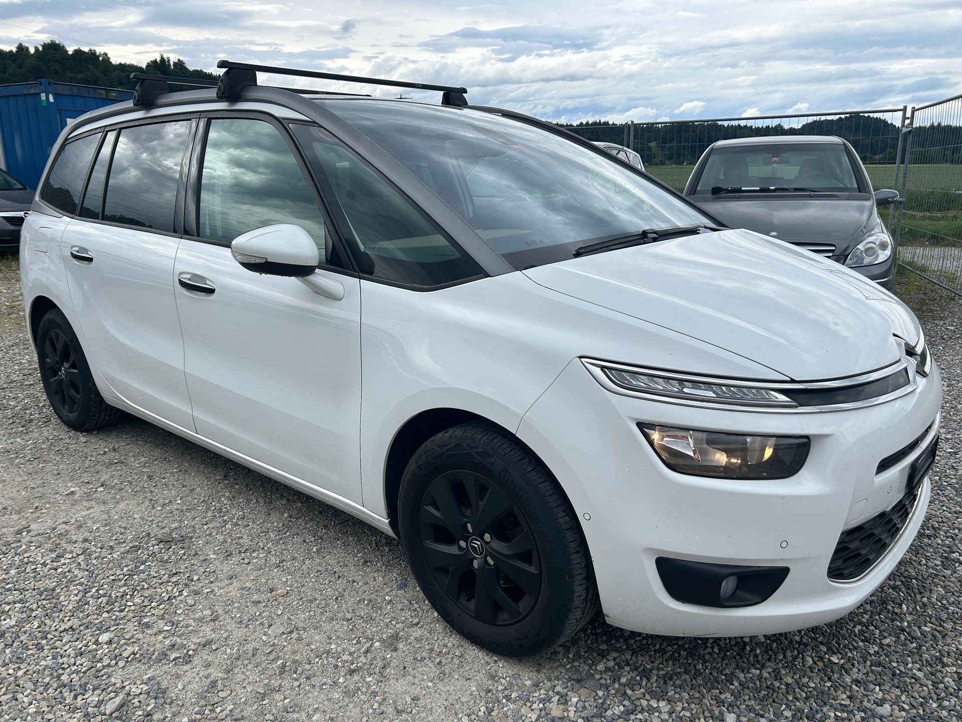 CITROEN Grand C4 Picasso 1.6 e-HDi Exclusive EGS6-image-2