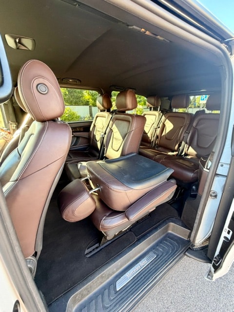 MERCEDES-BENZ V 220 d lang-image-5
