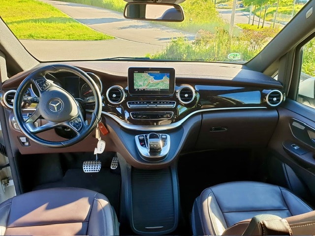 MERCEDES-BENZ V 220 d lang-image-3