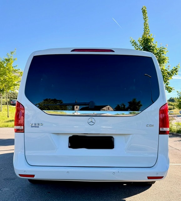 MERCEDES-BENZ V 220 d lang-image-2