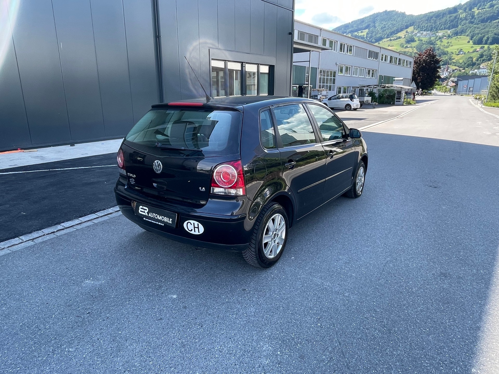 VW Polo 1.4 16V Comfortline-image-2