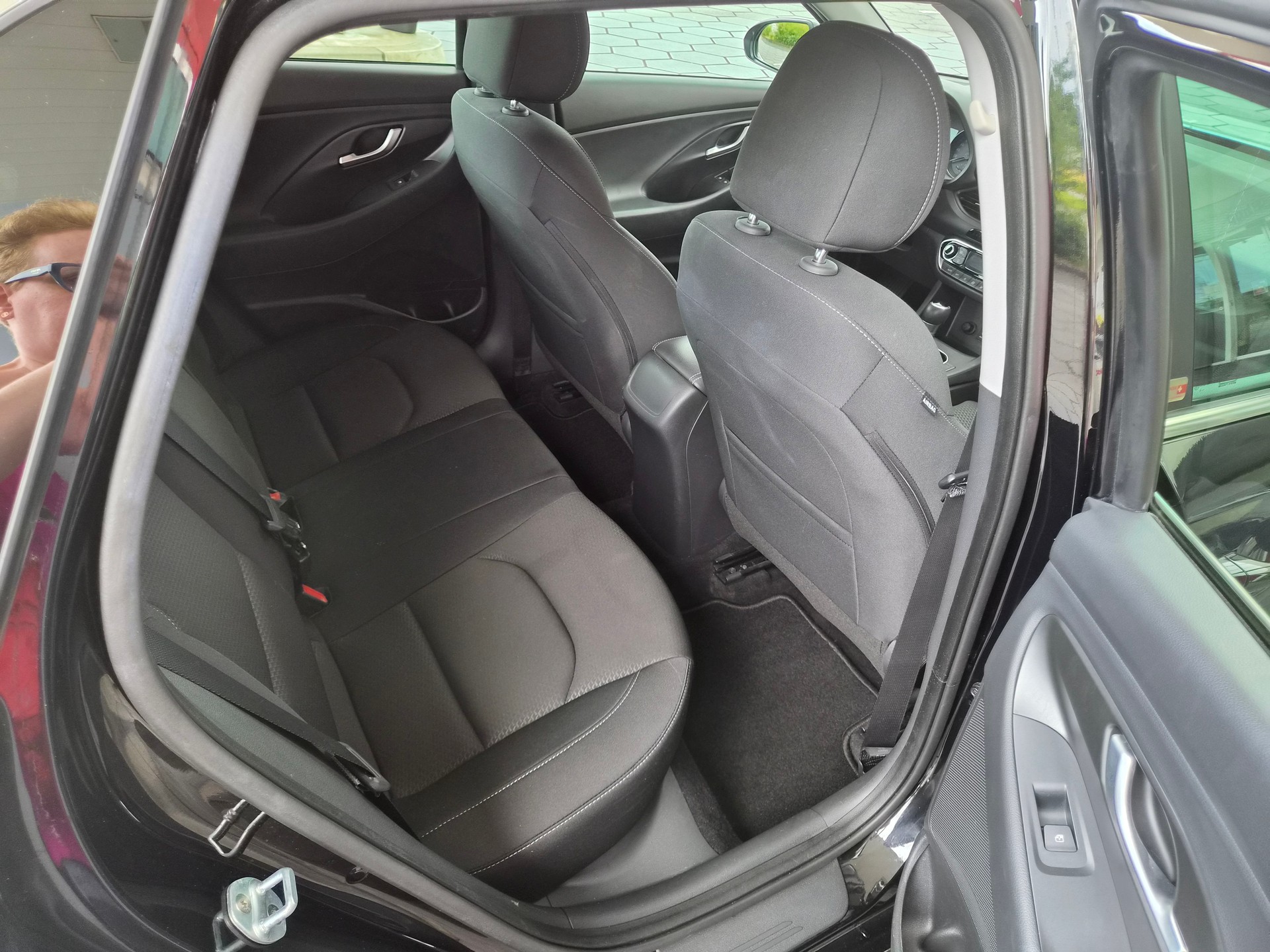 HYUNDAI 1.4 T-GDi Amplia-image-3