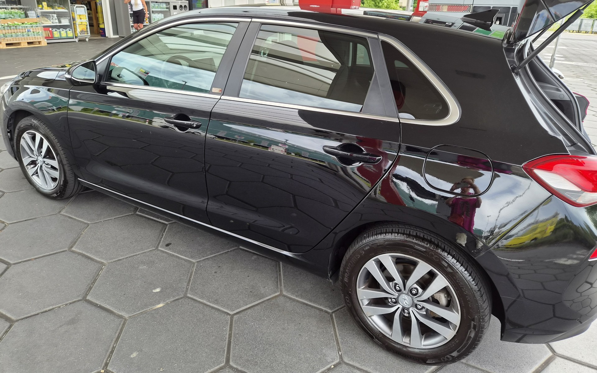 HYUNDAI 1.4 T-GDi Amplia-image-1