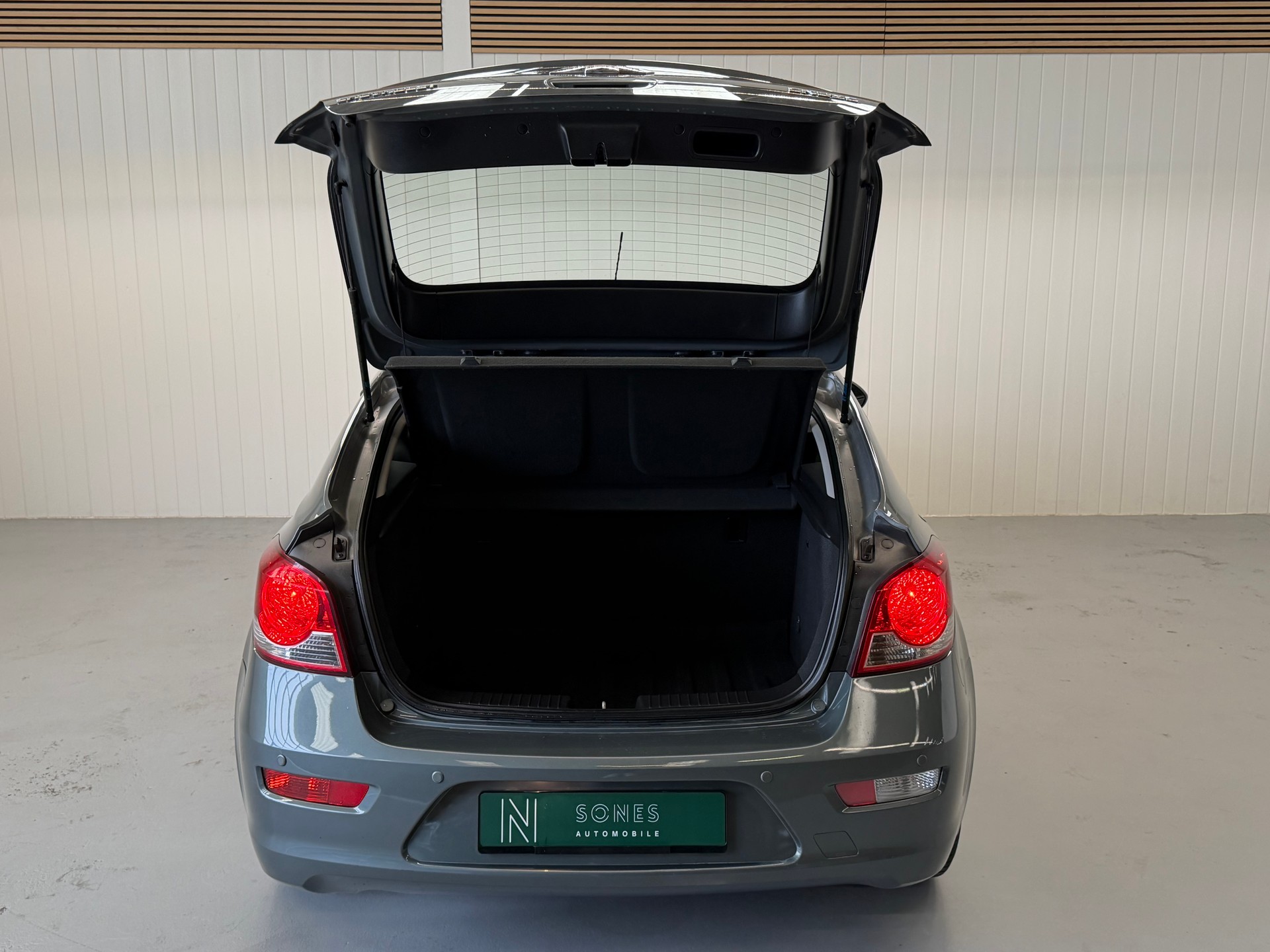 CHEVROLET Cruze 1.6 LT Automatic-image-12