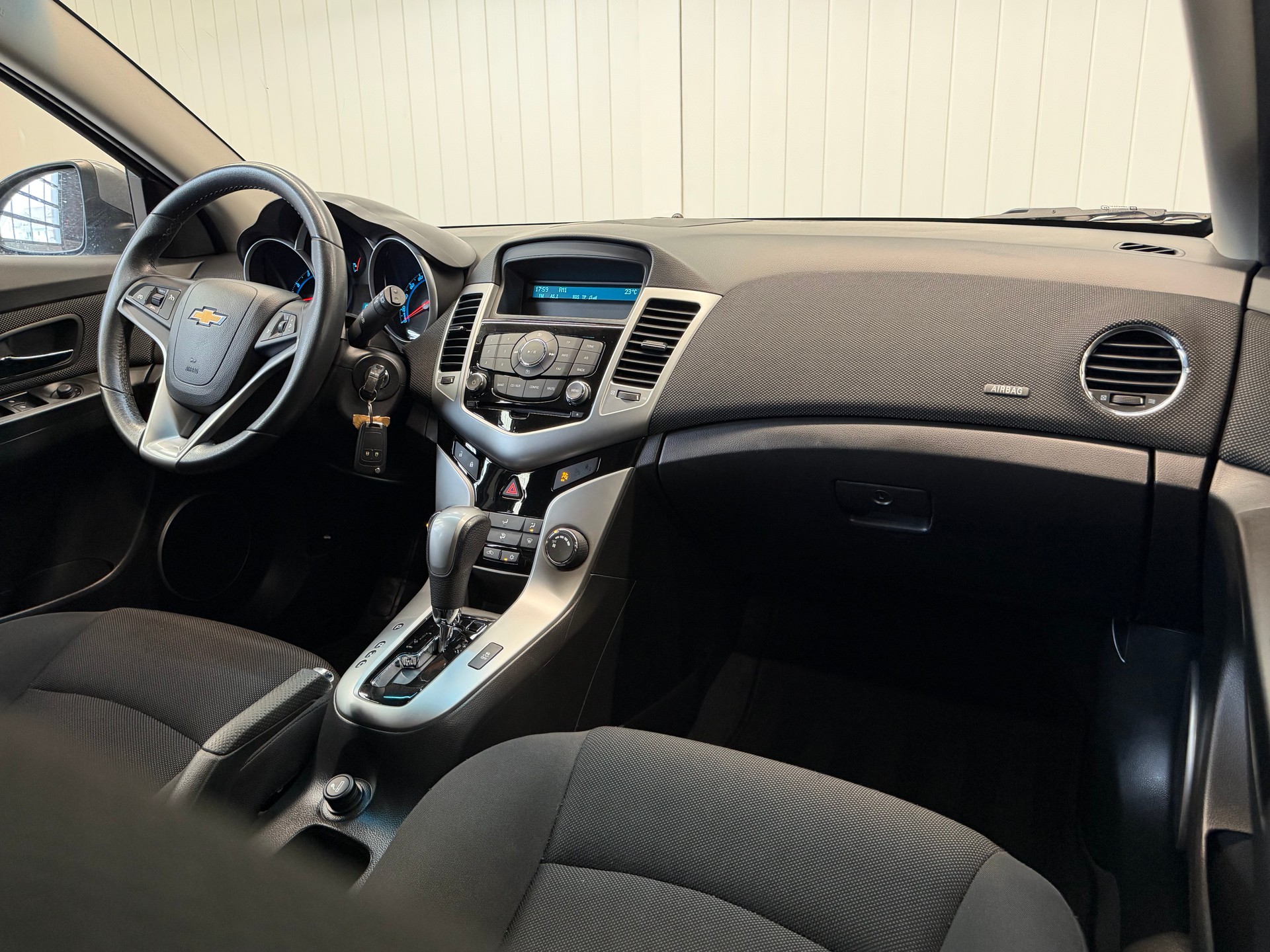 CHEVROLET Cruze 1.6 LT Automatic-image-9