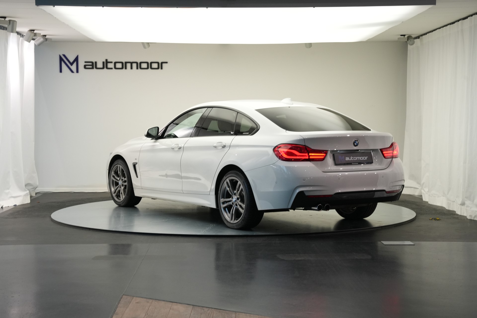 BMW 430i Gran Coupé xDrive M Sport Steptronic-image-6