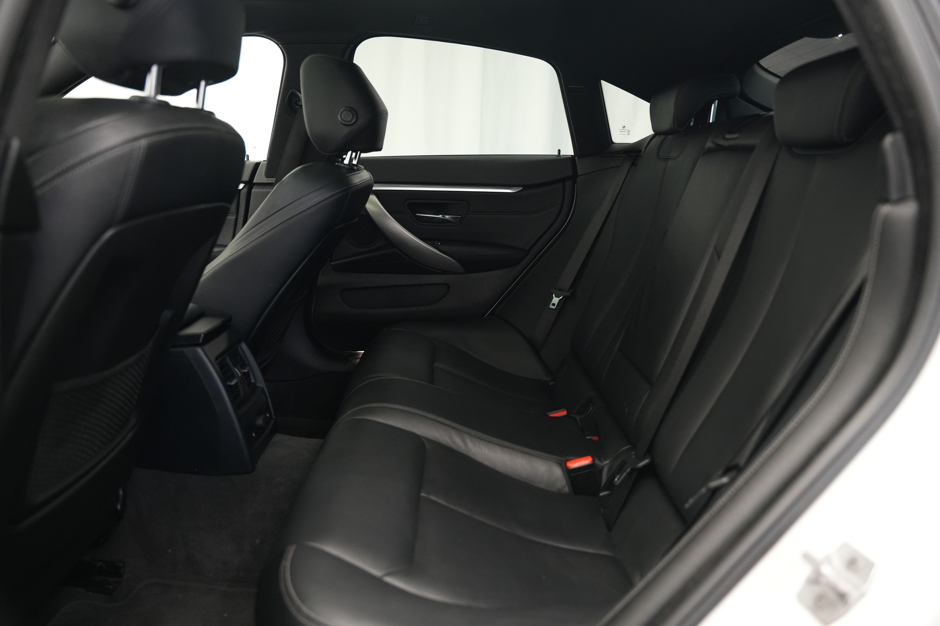 BMW 430i Gran Coupé xDrive M Sport Steptronic-image-13