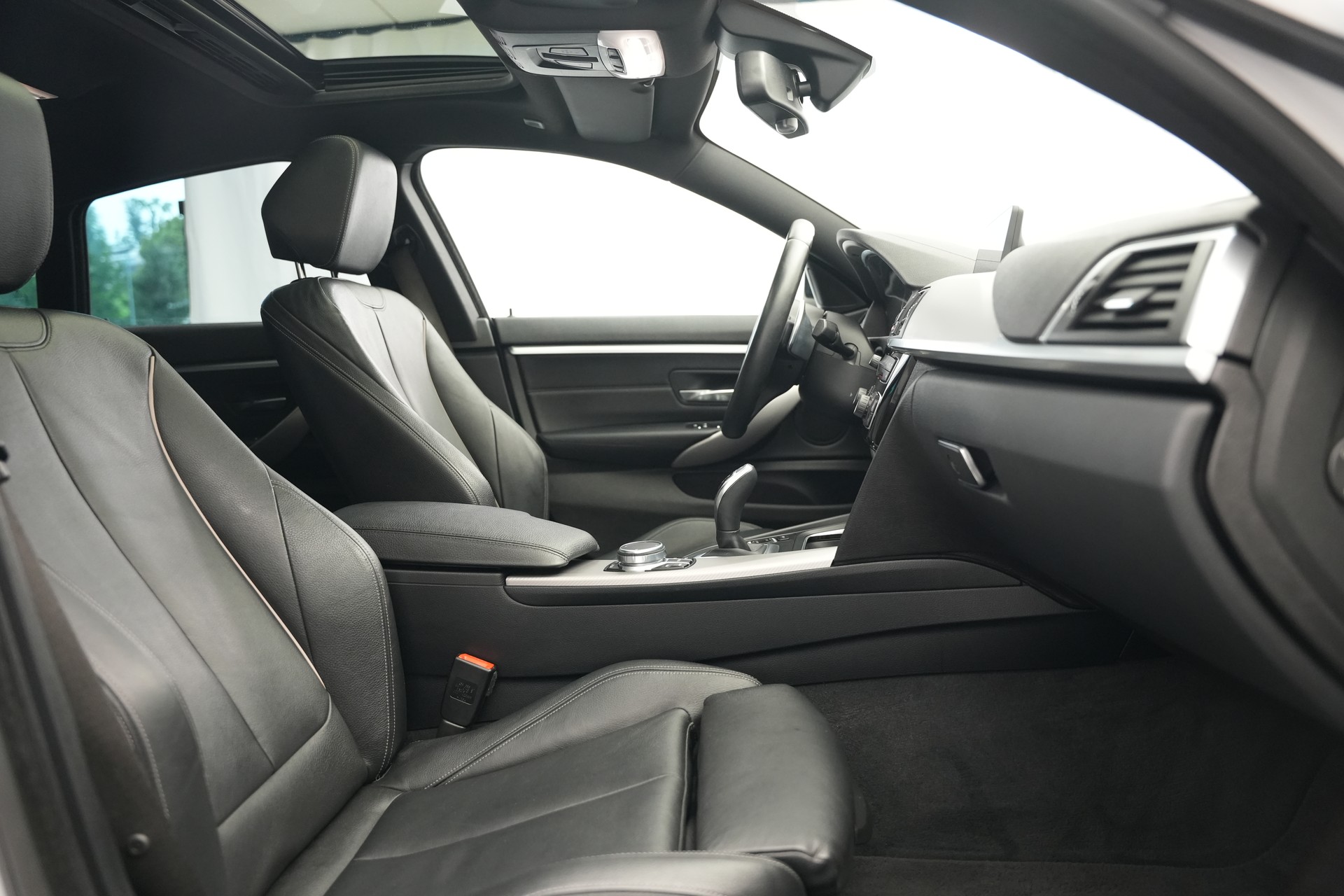 BMW 430i Gran Coupé xDrive M Sport Steptronic-image-16