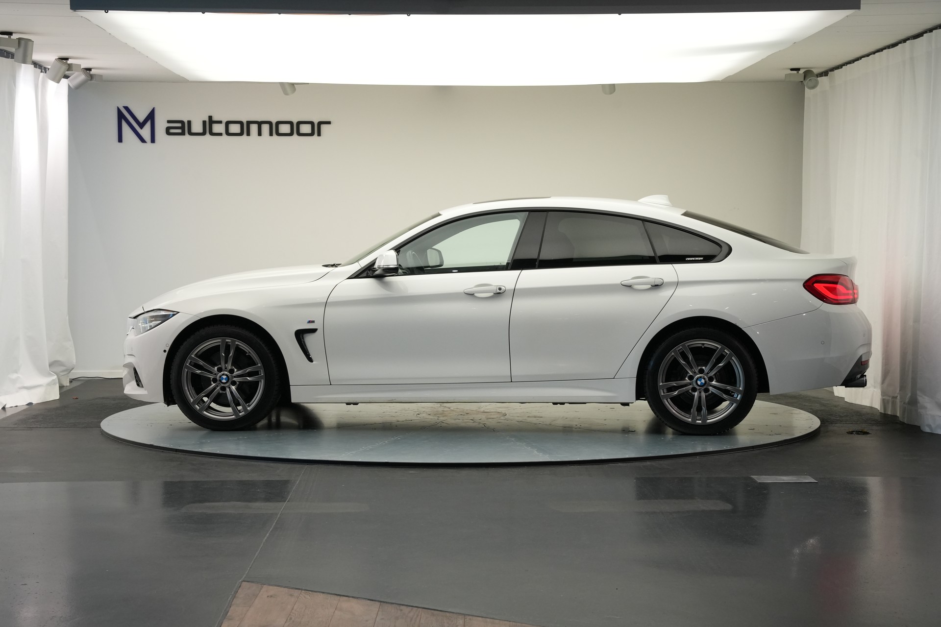 BMW 430i Gran Coupé xDrive M Sport Steptronic-image-7