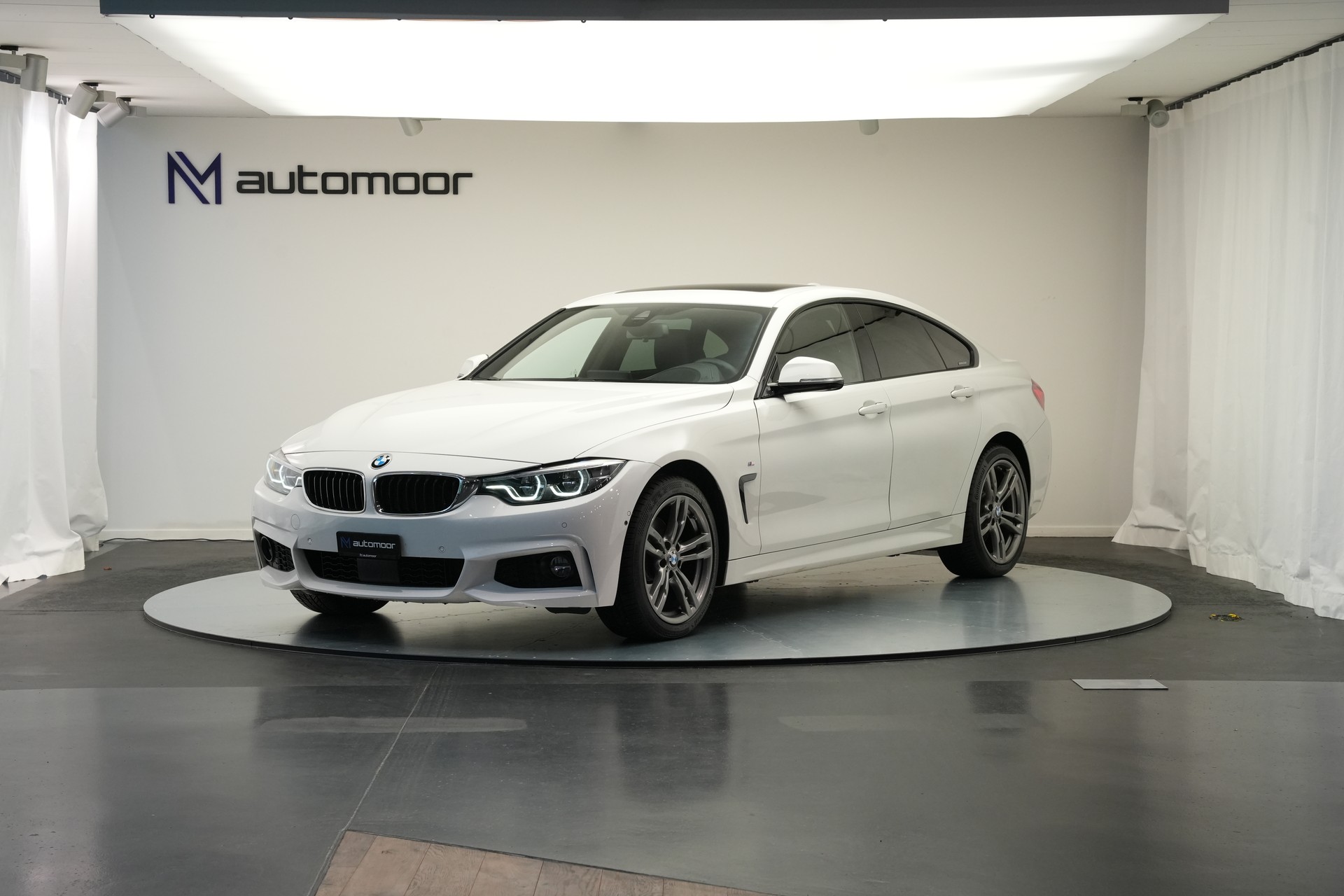 BMW 430i Gran Coupé xDrive M Sport Steptronic-image-0