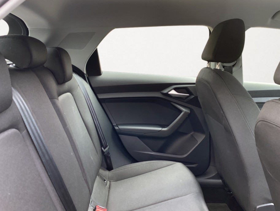 AUDI A1 Sportback 30 TFSI advanced Attraction S-tronic-image-6