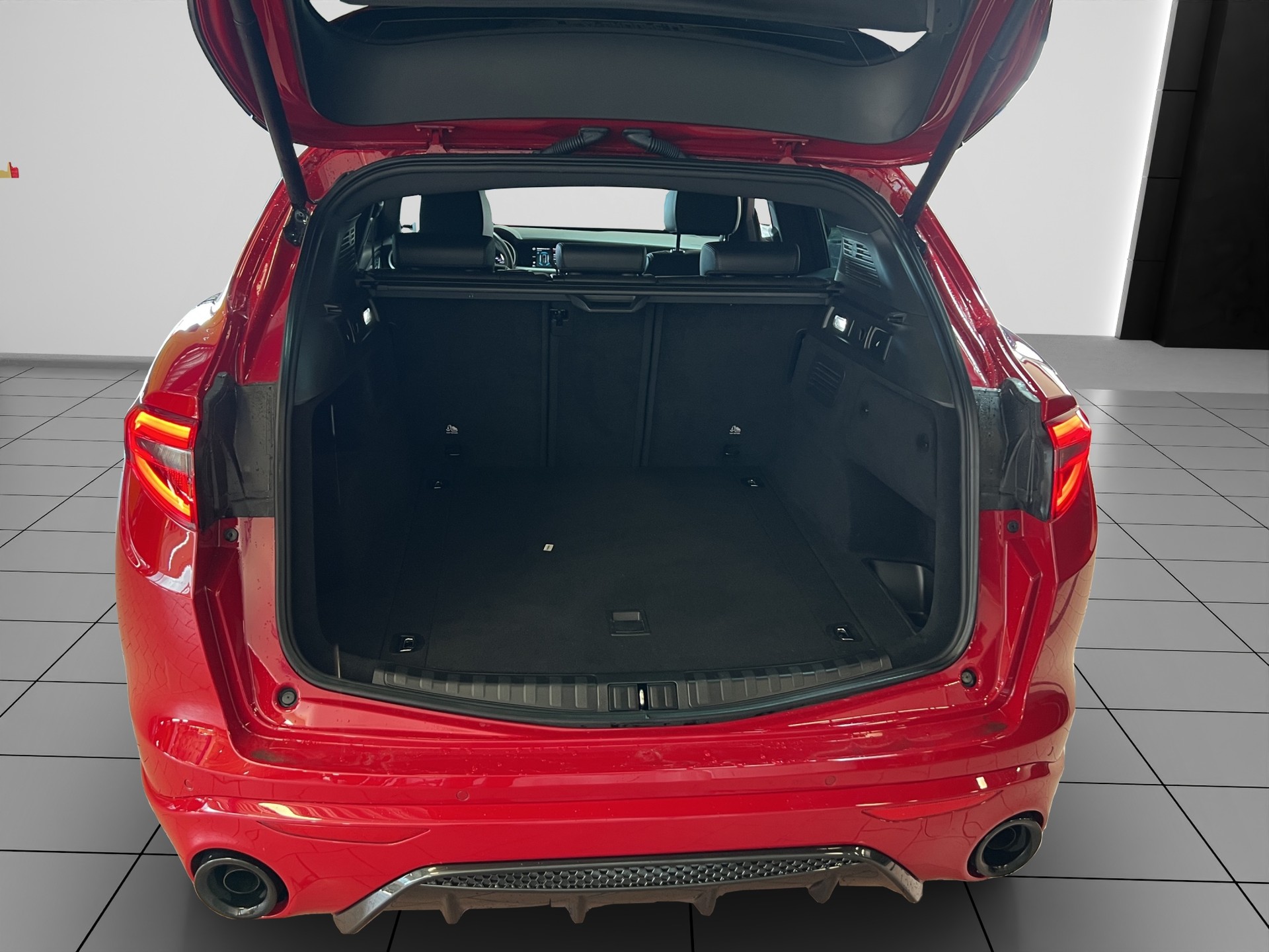ALFA ROMEO Stelvio 2.0 Q4 280 Veloce-image-13