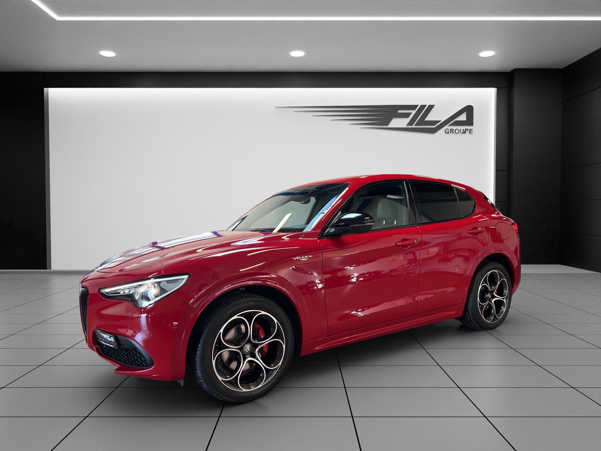 ALFA ROMEO Stelvio 2.0 Q4 280 Veloce-image-1