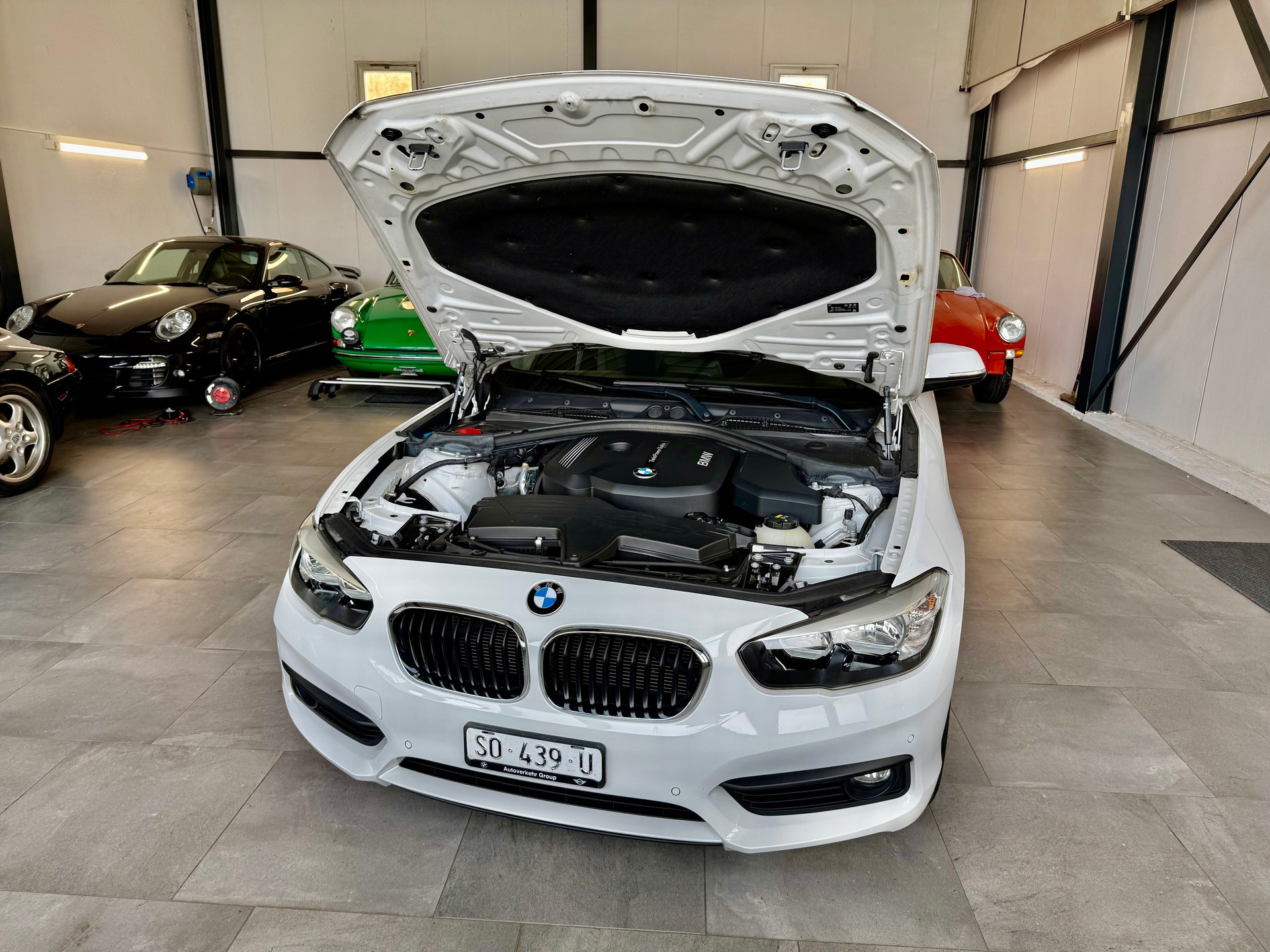 BMW 118i Sport Steptronic ab MFK und Service-image-4