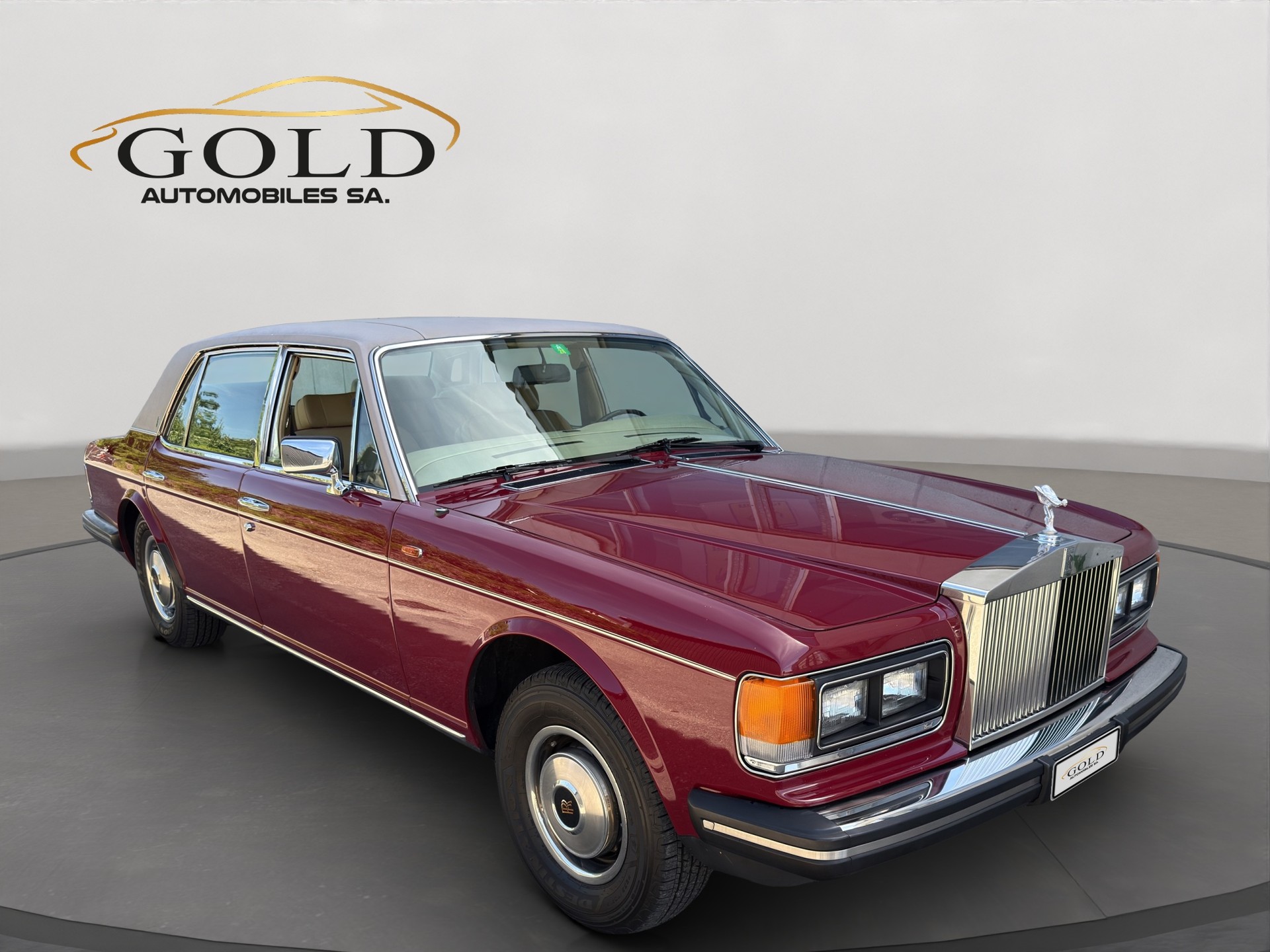 ROLLS-ROYCE Silver Spur-image-9