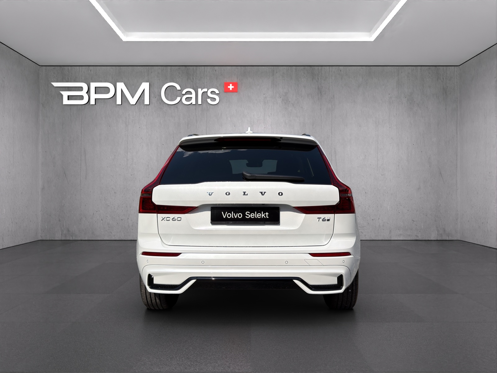 VOLVO XC60 T6 eAWD PluginHybrid Plus Dark Geartronic-showroom-element-1