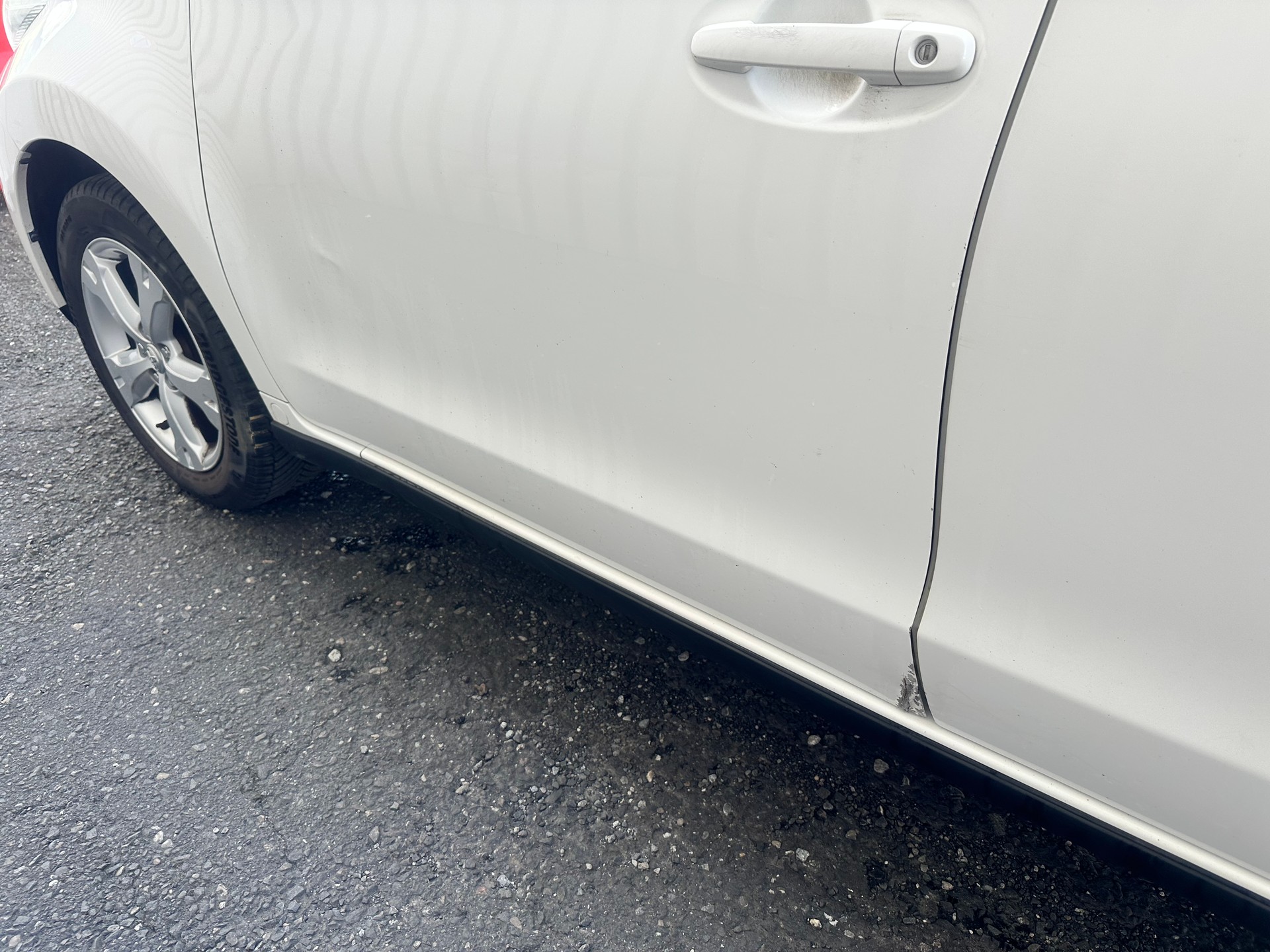 TOYOTA UrbanCruiser 1.4 D-4D Linea Sol 4WD-image-4