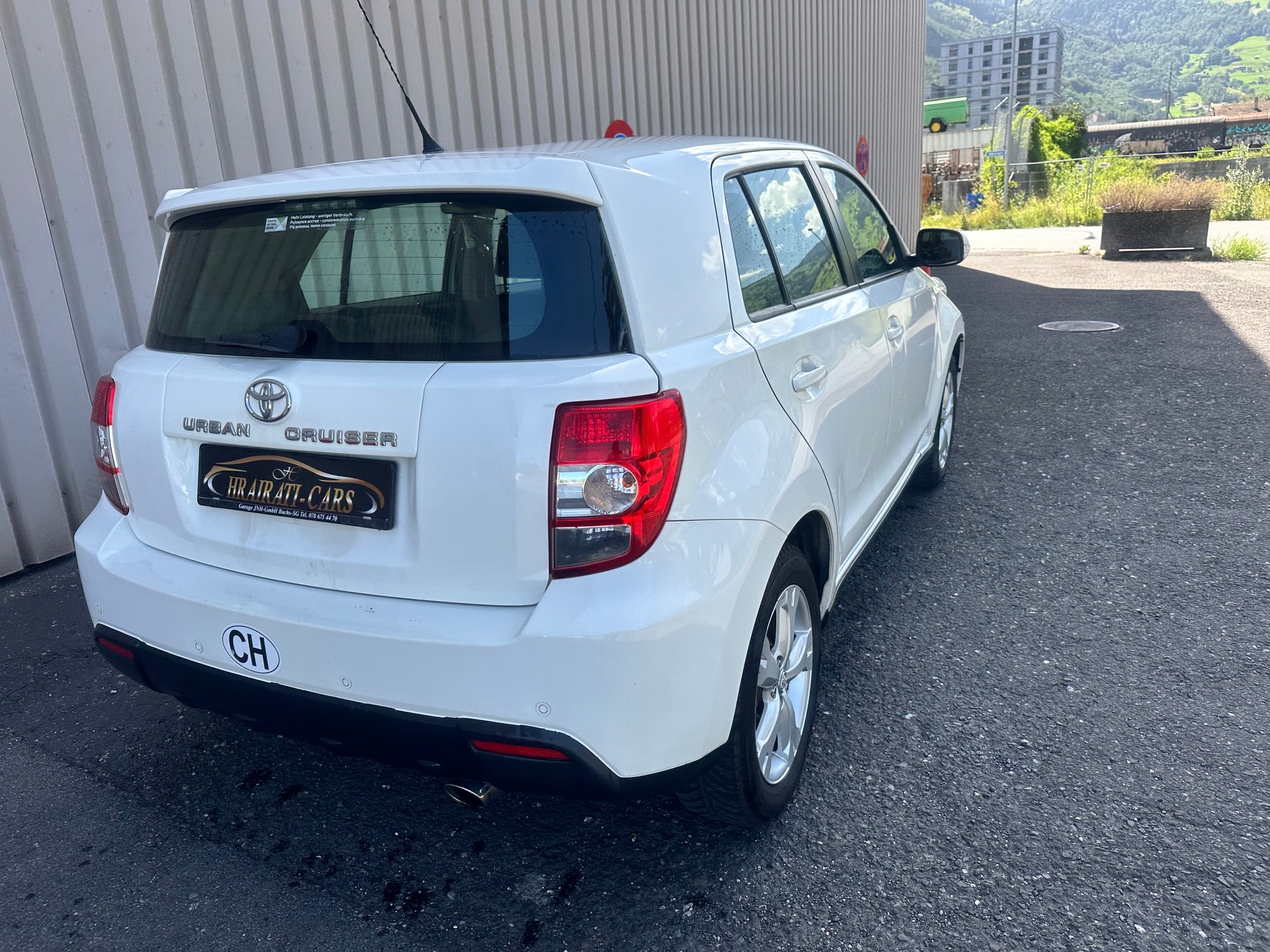 TOYOTA UrbanCruiser 1.4 D-4D Linea Sol 4WD-image-7