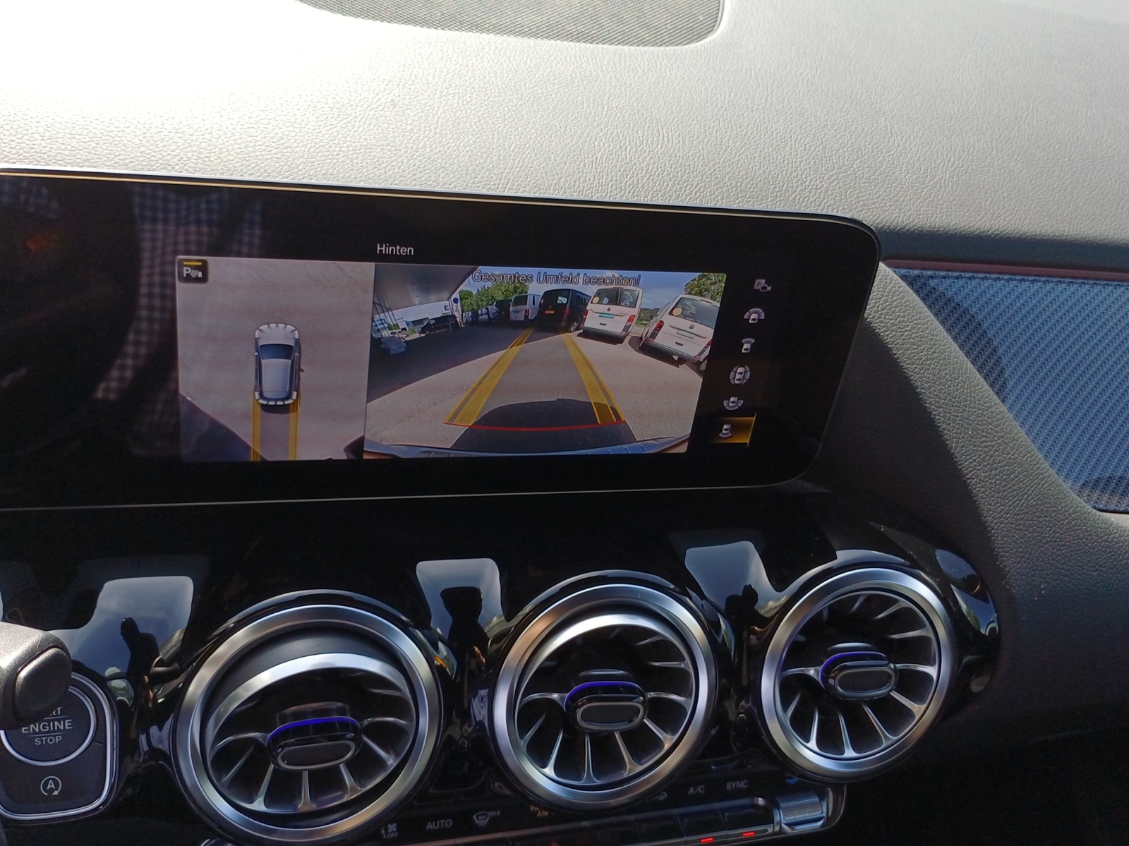 MERCEDES-BENZ GLA 250 4Matic AMG Line 8G-DCT-image-15