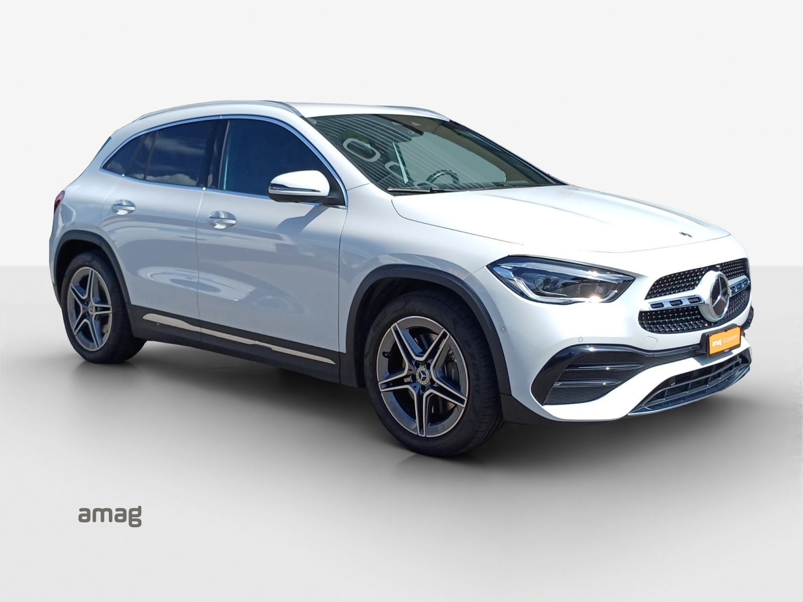 MERCEDES-BENZ GLA 250 4Matic AMG Line 8G-DCT-image-5
