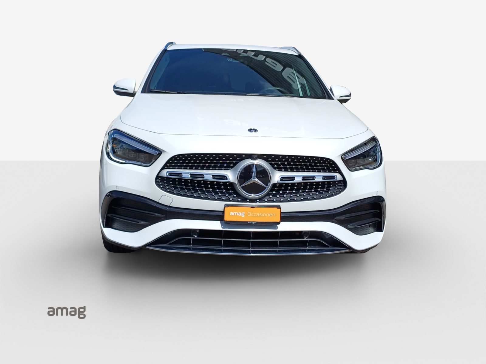MERCEDES-BENZ GLA 250 4Matic AMG Line 8G-DCT-image-6