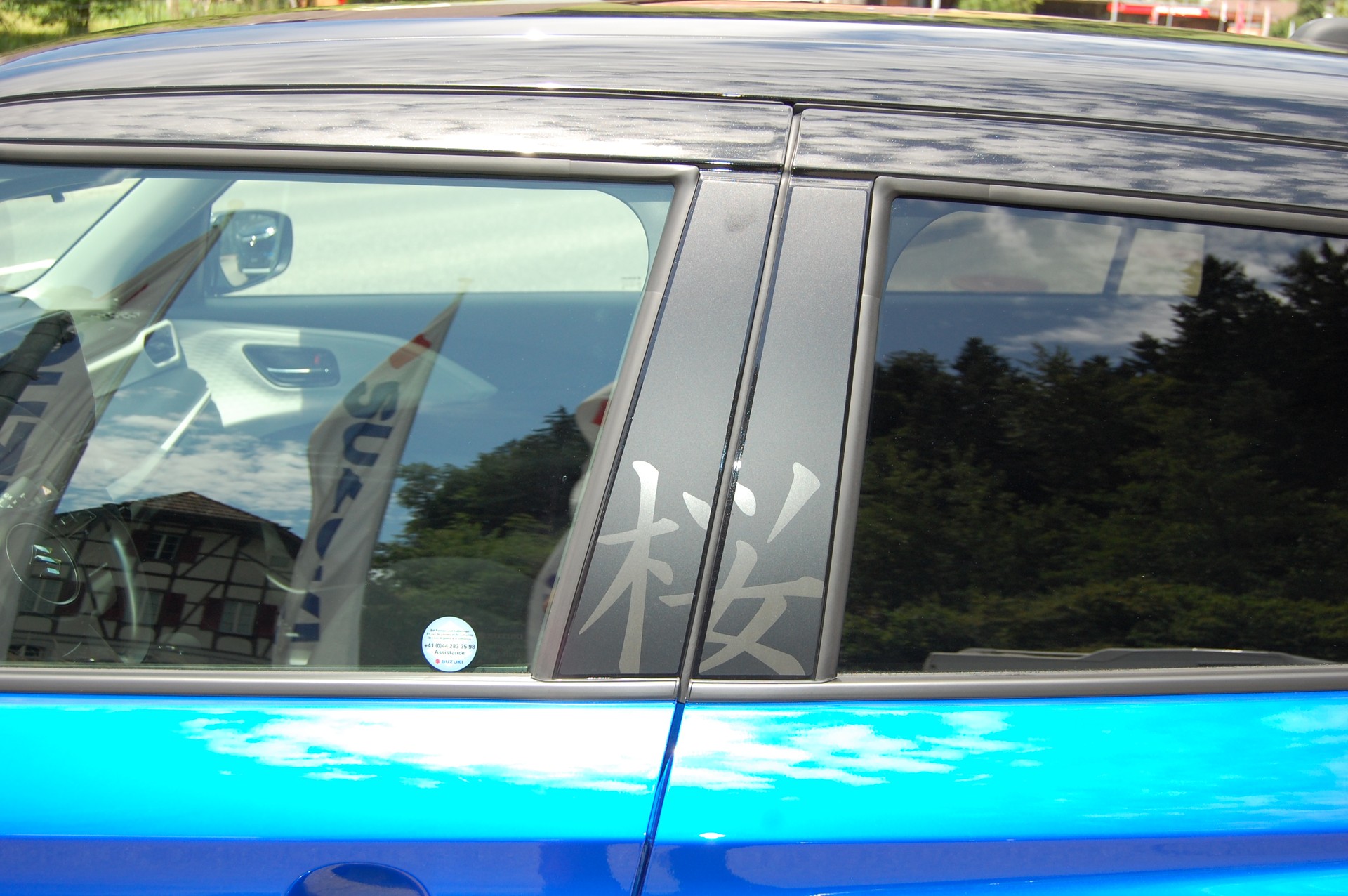 SUZUKI Swift 1.2 Sakura Hybrid CVT-image-16