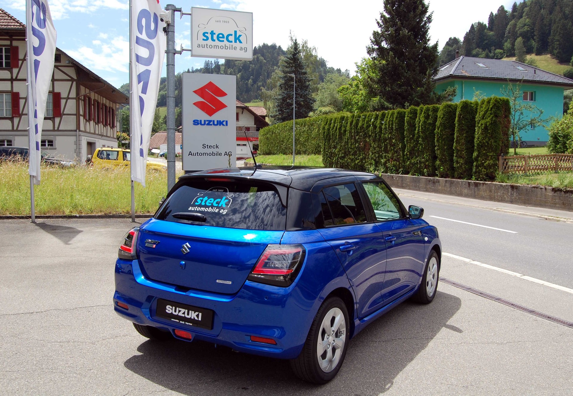 SUZUKI Swift 1.2 Sakura Hybrid CVT-image-3