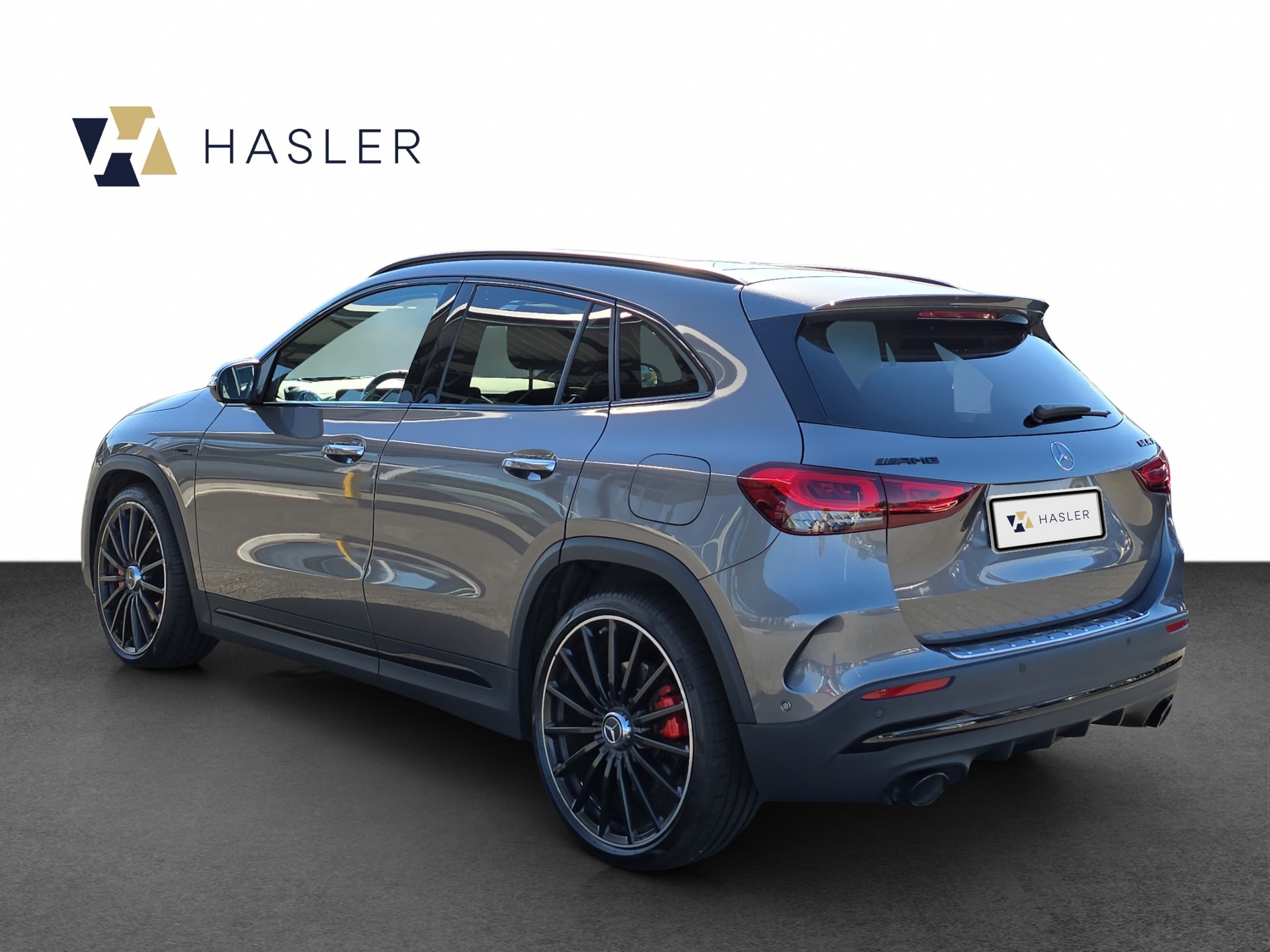 MERCEDES-BENZ GLA 35 AMG 4Matic 8G-Speedshift DCT-showroom-element-3