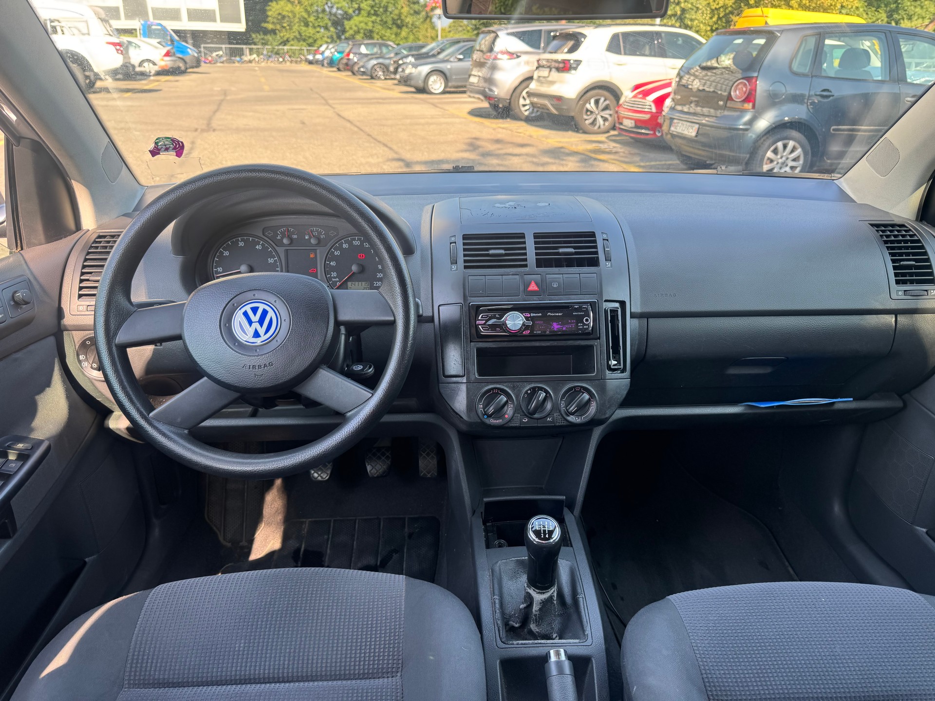 VW Polo 1.4 16V Comfortline-image-12