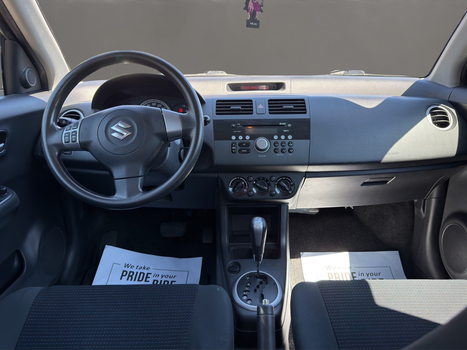 SUZUKI Swift 1.5i 16V VVT GL Top Automatik Getriebe-image-12