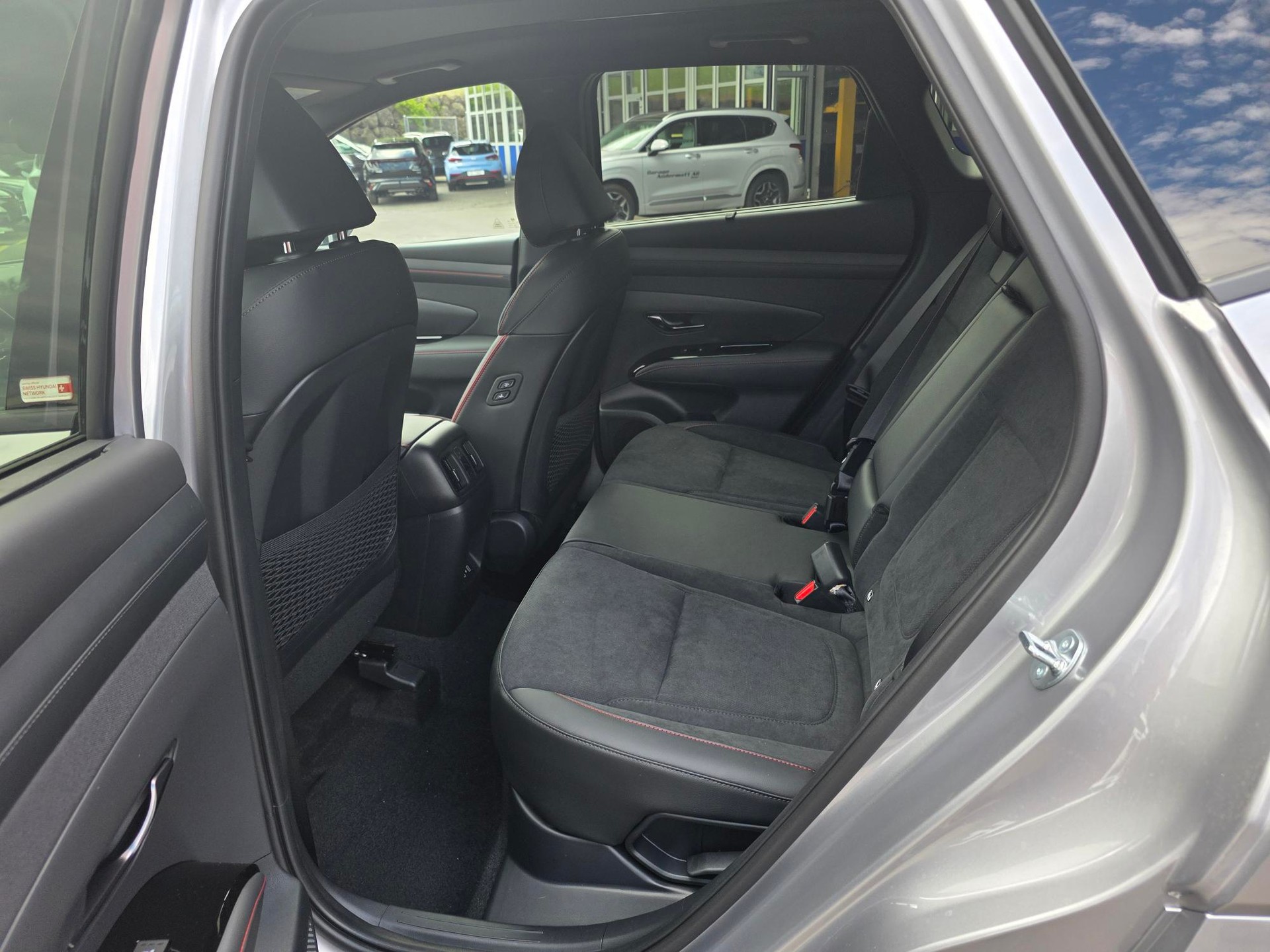 HYUNDAI Tucson 1.6 TGDI HEV N-Line 4WD-image-10