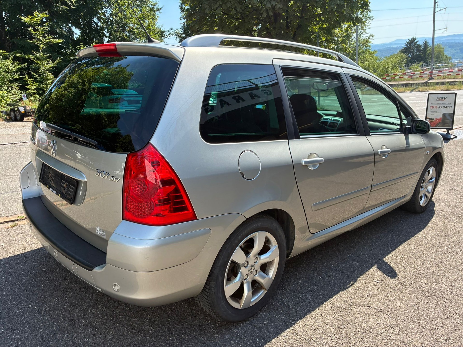 PEUGEOT 307 SW 2.0 16V Premium-image-4