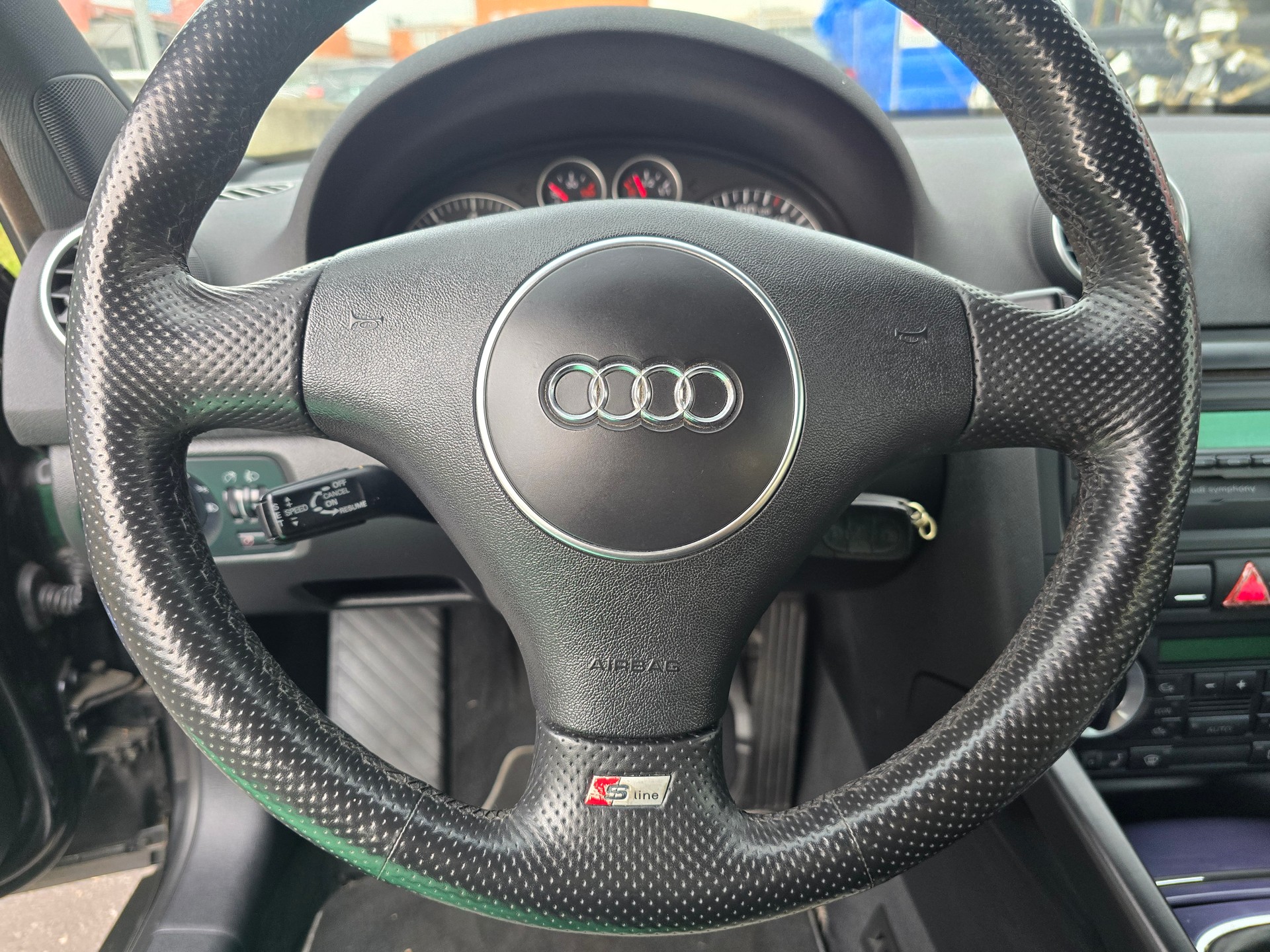 AUDI A3 2.0 FSI Attraction-image-13