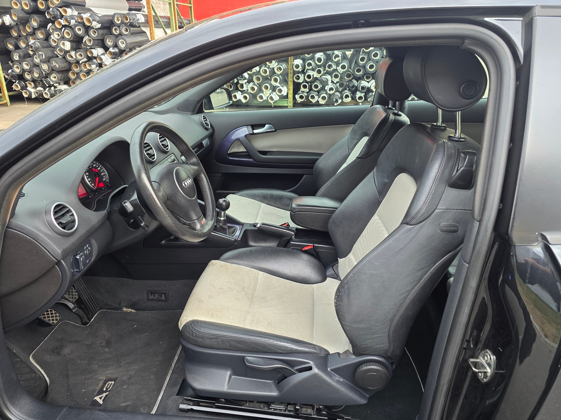 AUDI A3 2.0 FSI Attraction-image-9