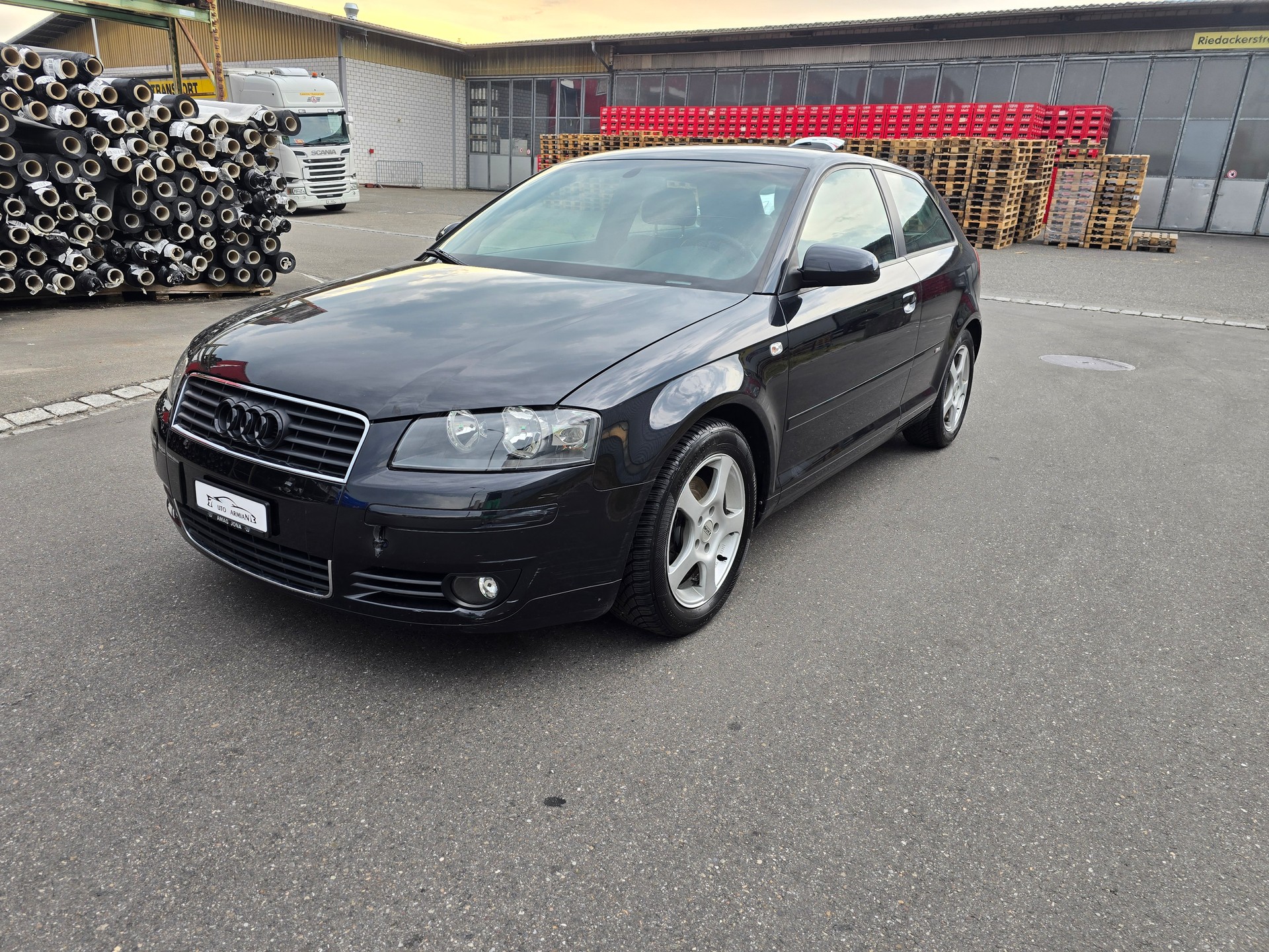 AUDI A3 2.0 FSI Attraction-image-2