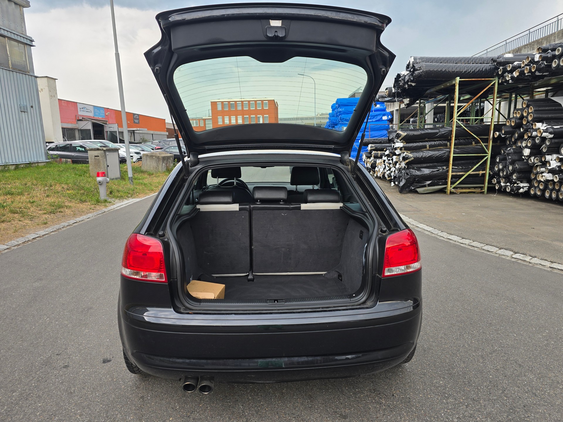 AUDI A3 2.0 FSI Attraction-image-6