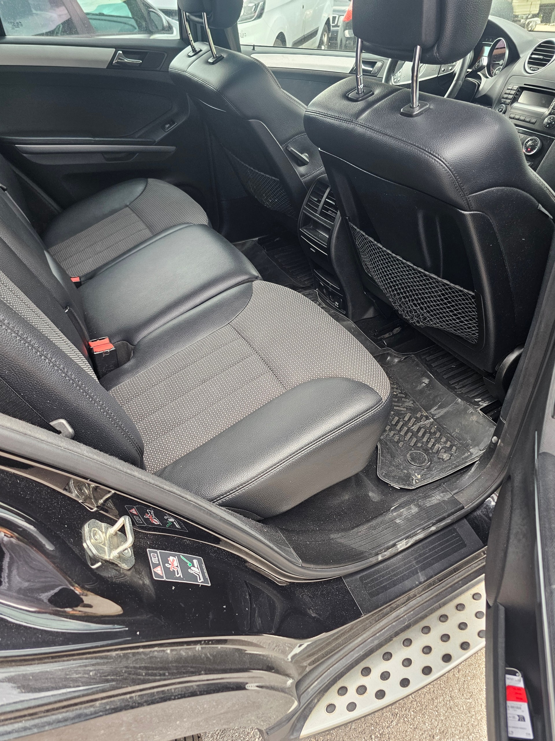 MERCEDES-BENZ ML 280 CDI 4Matic Edition 7G-Tronic-image-12