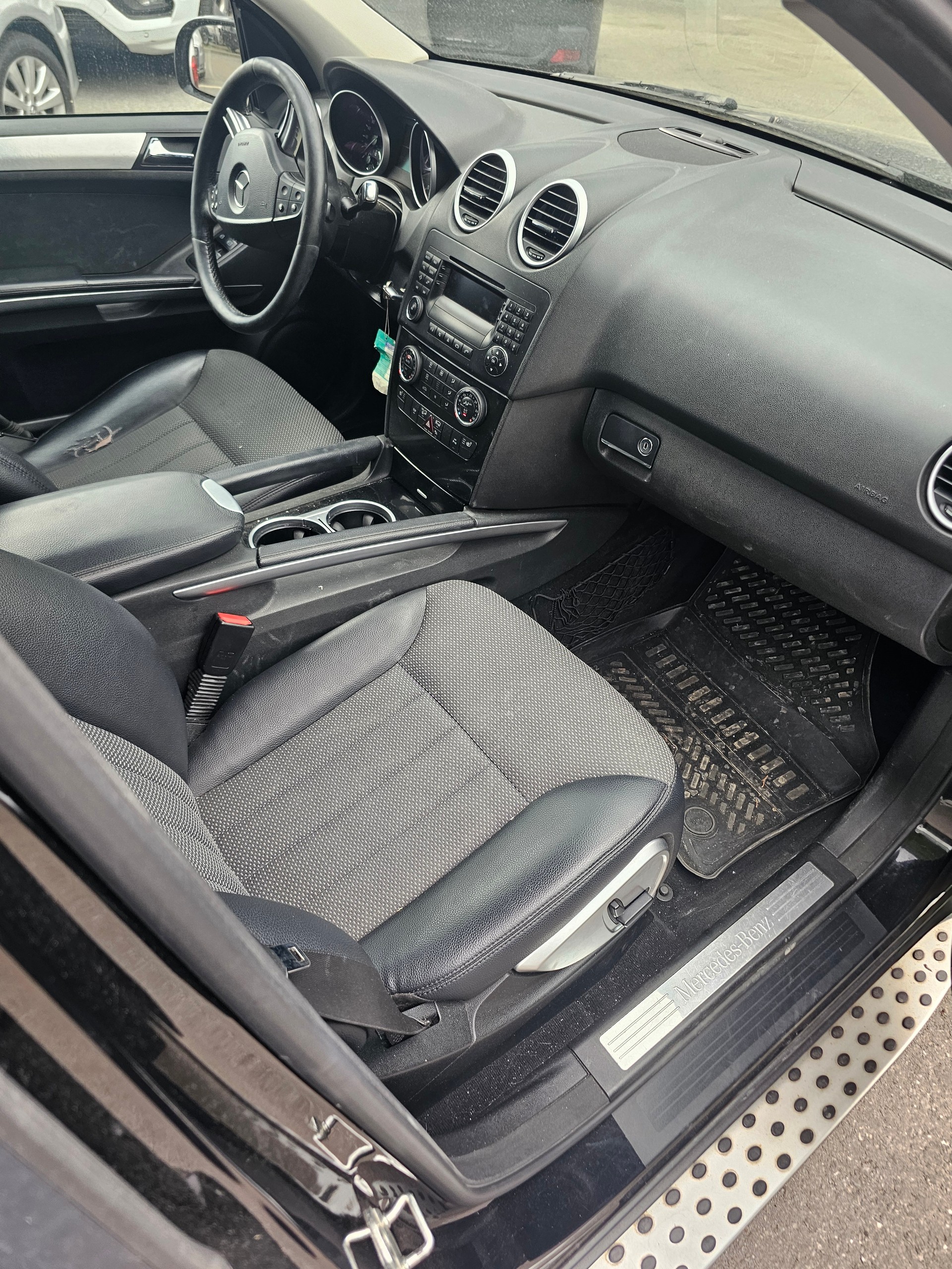 MERCEDES-BENZ ML 280 CDI 4Matic Edition 7G-Tronic-image-11