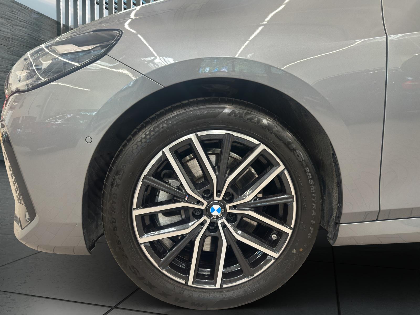 BMW 223d xDrive Active Tourer M Sportpaket-image-8